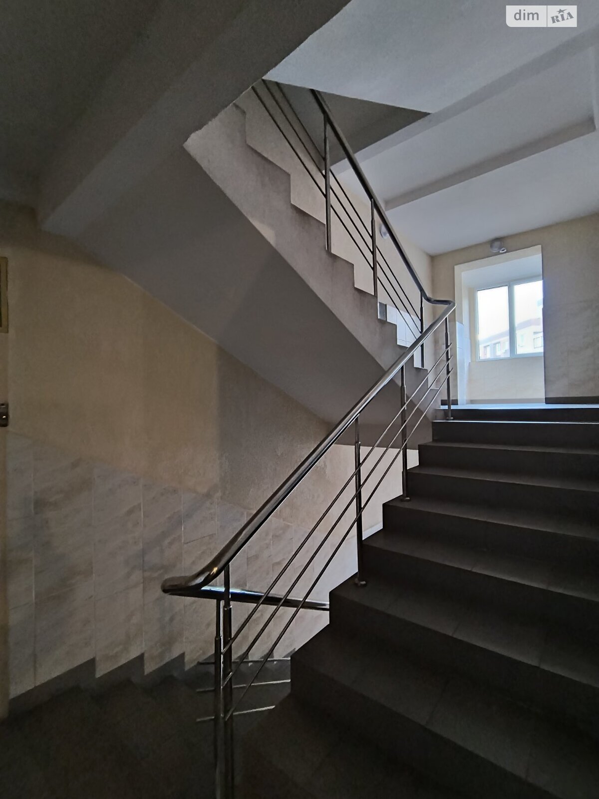 Продажа двухкомнатной квартиры в Одессе, на ул. Академика Сахарова 5А, район Пересыпский фото 1 Продажа двухкомнатной квартиры в Одессе, на ул. Академика Сахарова 5А, район Пересыпский фото 1