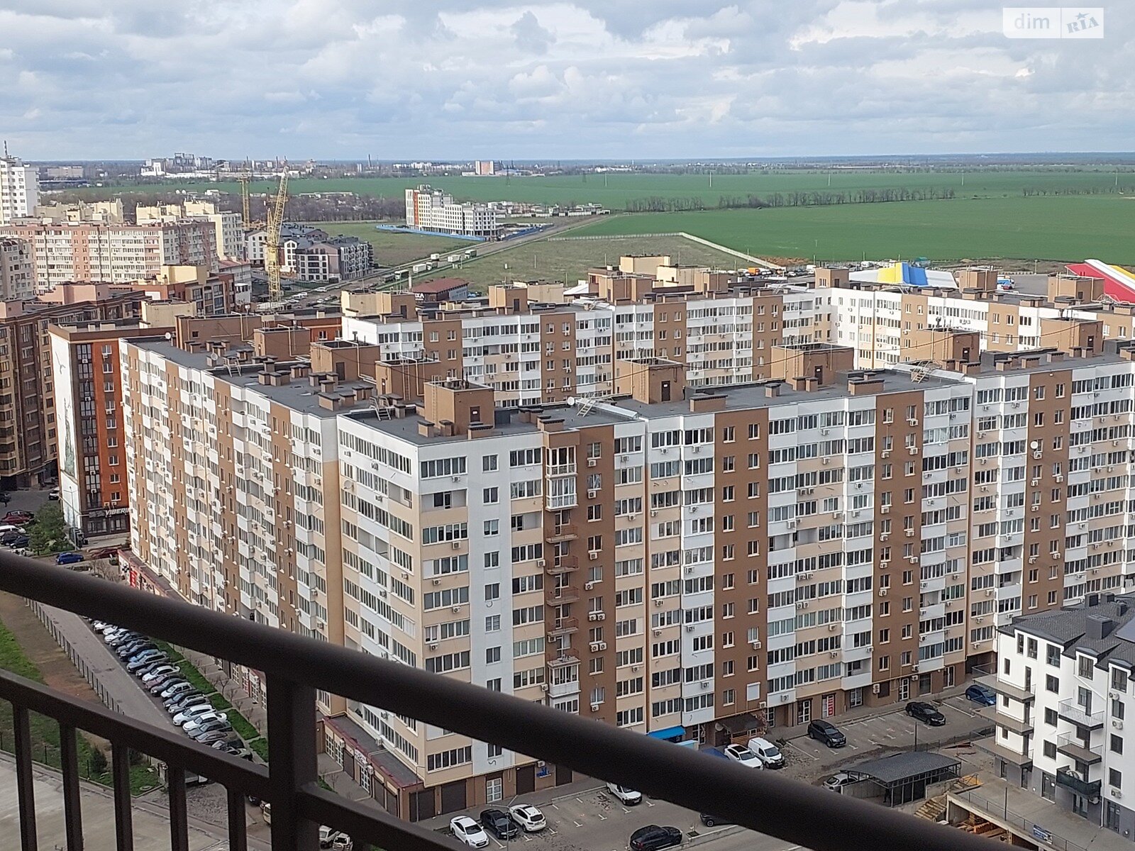 Продаж однокімнатної квартири в Одесі, на вул. Академіка Сахарова, район Пересипський фото 1 Продаж однокімнатної квартири в Одесі, на вул. Академіка Сахарова, район Пересипський фото 1