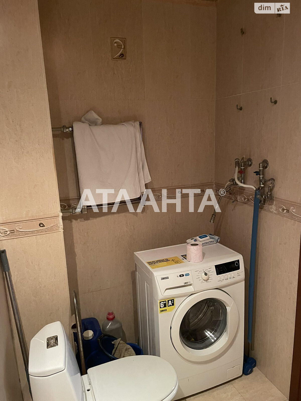 Продажа двухкомнатной квартиры в Одессе, на ул. Академика Сахарова 48, район Пересыпский фото 1 Продажа двухкомнатной квартиры в Одессе, на ул. Академика Сахарова 48, район Пересыпский фото 1