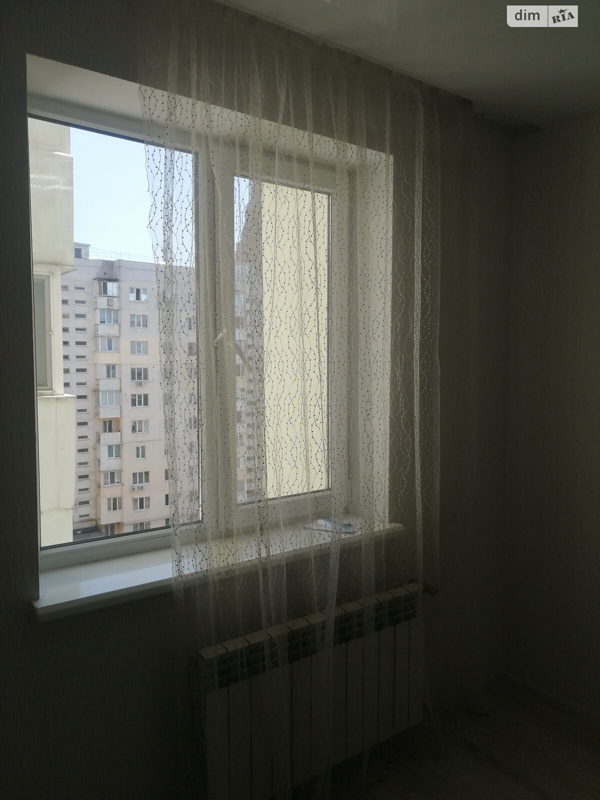 Продажа трехкомнатной квартиры в Одессе, на ул. Академика Сахарова, кв. 75, район Пересыпский фото 1 Продажа трехкомнатной квартиры в Одессе, на ул. Академика Сахарова, кв. 75, район Пересыпский фото 1