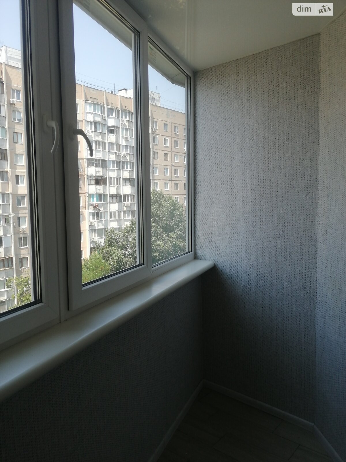Продажа трехкомнатной квартиры в Одессе, на ул. Академика Сахарова, кв. 75, район Пересыпский фото 1 Продажа трехкомнатной квартиры в Одессе, на ул. Академика Сахарова, кв. 75, район Пересыпский фото 1