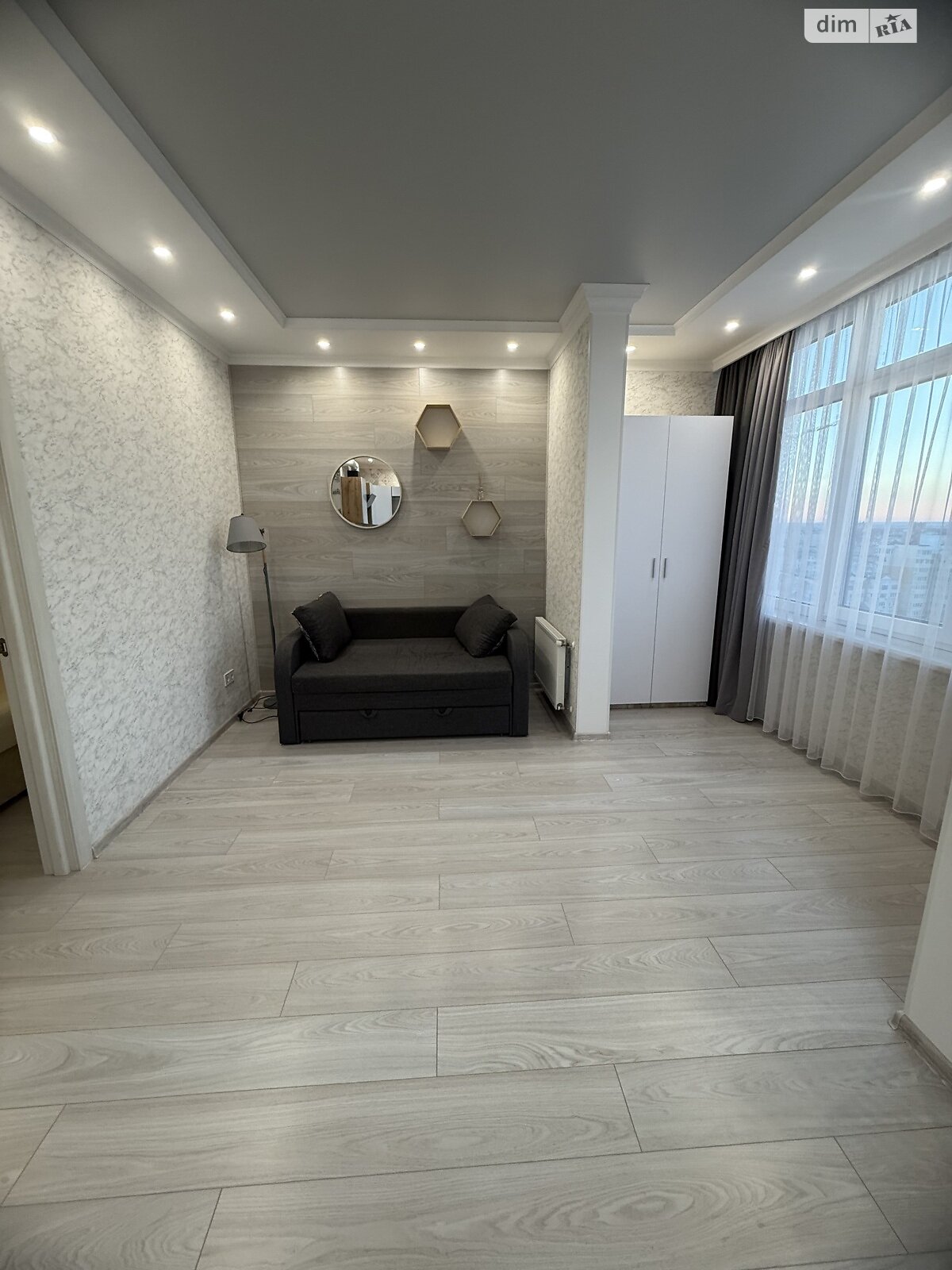 Продажа однокомнатной квартиры в Одессе, на ул. Академика Сахарова 3Б, район Пересыпский фото 1 Продажа однокомнатной квартиры в Одессе, на ул. Академика Сахарова 3Б, район Пересыпский фото 1