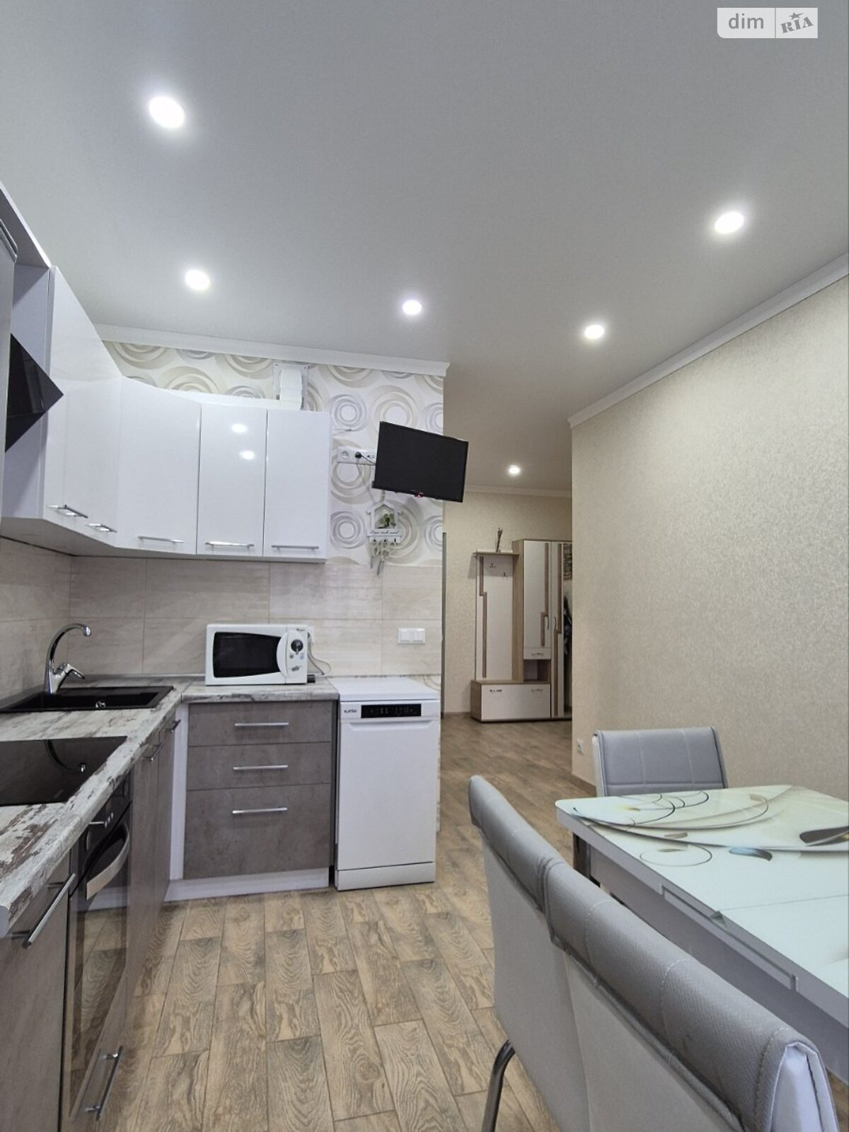 Продажа однокомнатной квартиры в Одессе, на ул. Академика Сахарова 3В, район Пересыпский фото 1