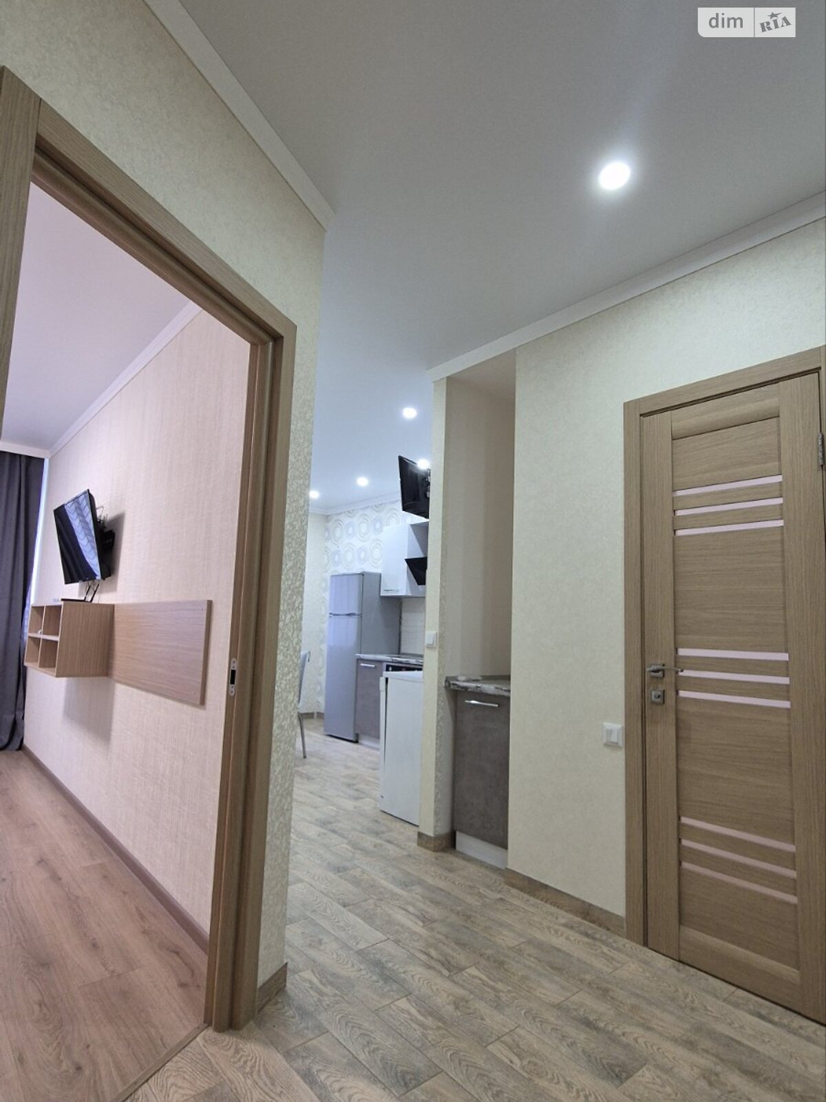 Продажа однокомнатной квартиры в Одессе, на ул. Академика Сахарова 3В, район Пересыпский фото 1