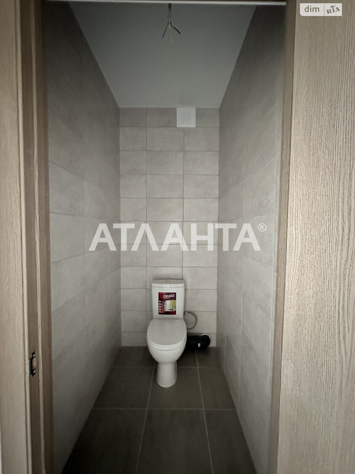 Продажа трехкомнатной квартиры в Одессе, на ул. Виталия Нестеренко, район Пересыпский фото 1 Продажа трехкомнатной квартиры в Одессе, на ул. Виталия Нестеренко, район Пересыпский фото 1