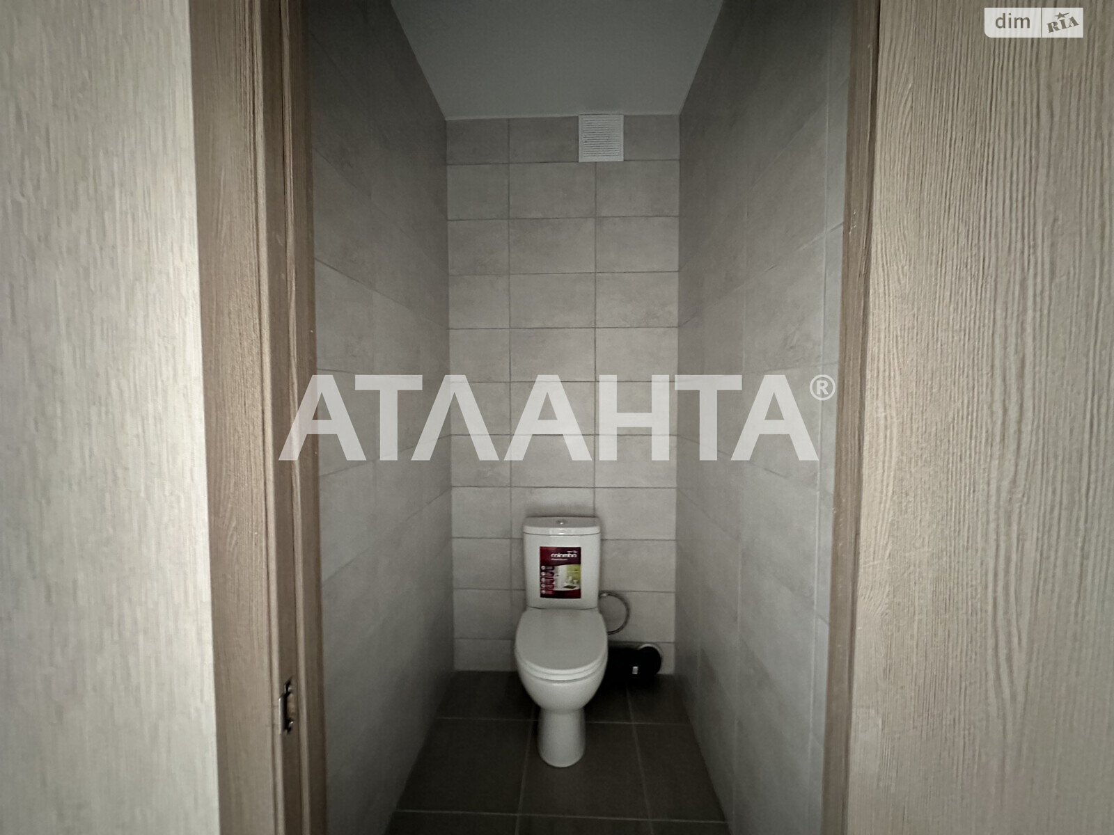 Продажа трехкомнатной квартиры в Одессе, на ул. Виталия Нестеренко, район Пересыпский фото 1 Продажа трехкомнатной квартиры в Одессе, на ул. Виталия Нестеренко, район Пересыпский фото 1