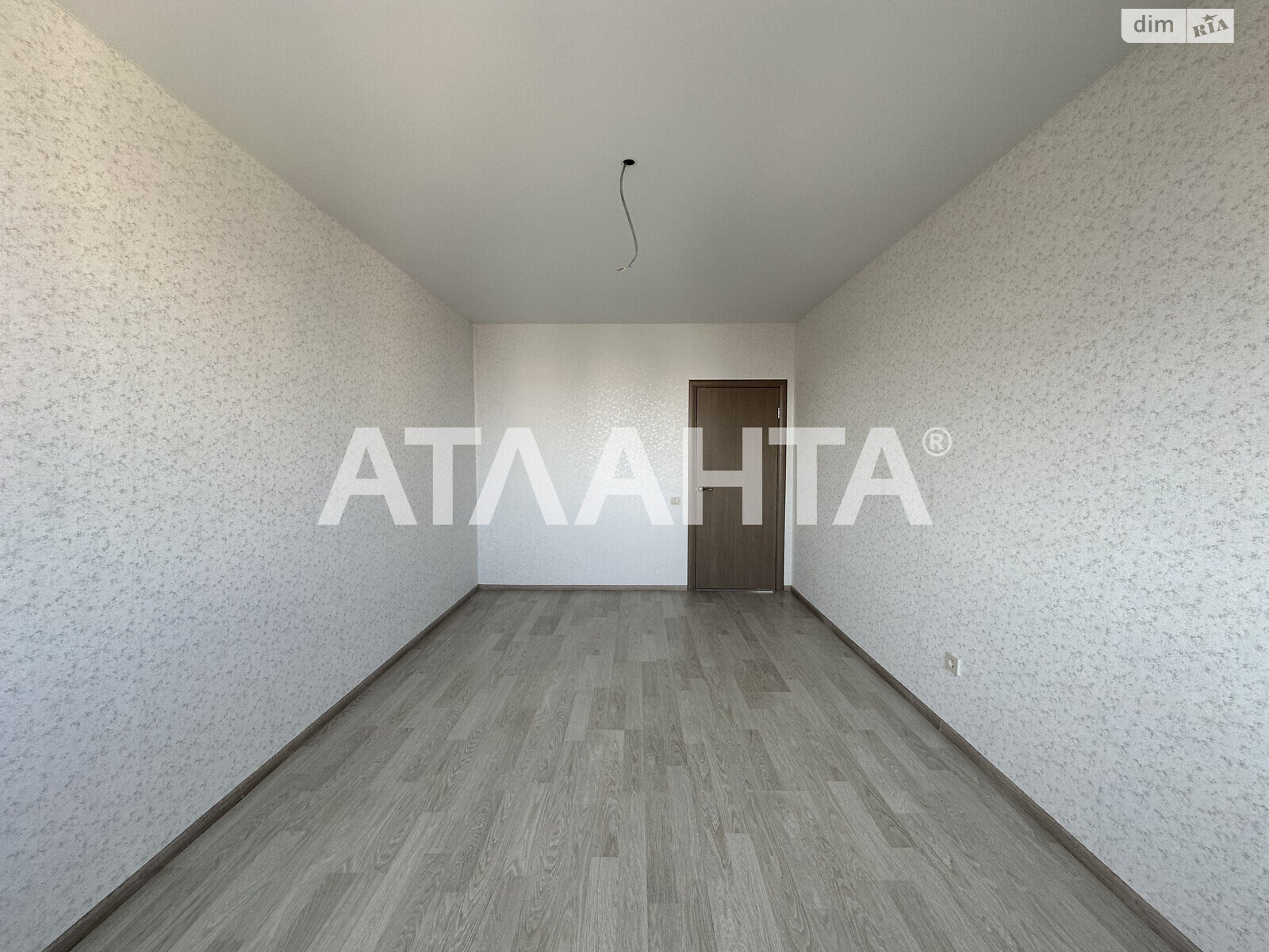 Продажа трехкомнатной квартиры в Одессе, на ул. Виталия Нестеренко, район Пересыпский фото 1 Продажа трехкомнатной квартиры в Одессе, на ул. Виталия Нестеренко, район Пересыпский фото 1