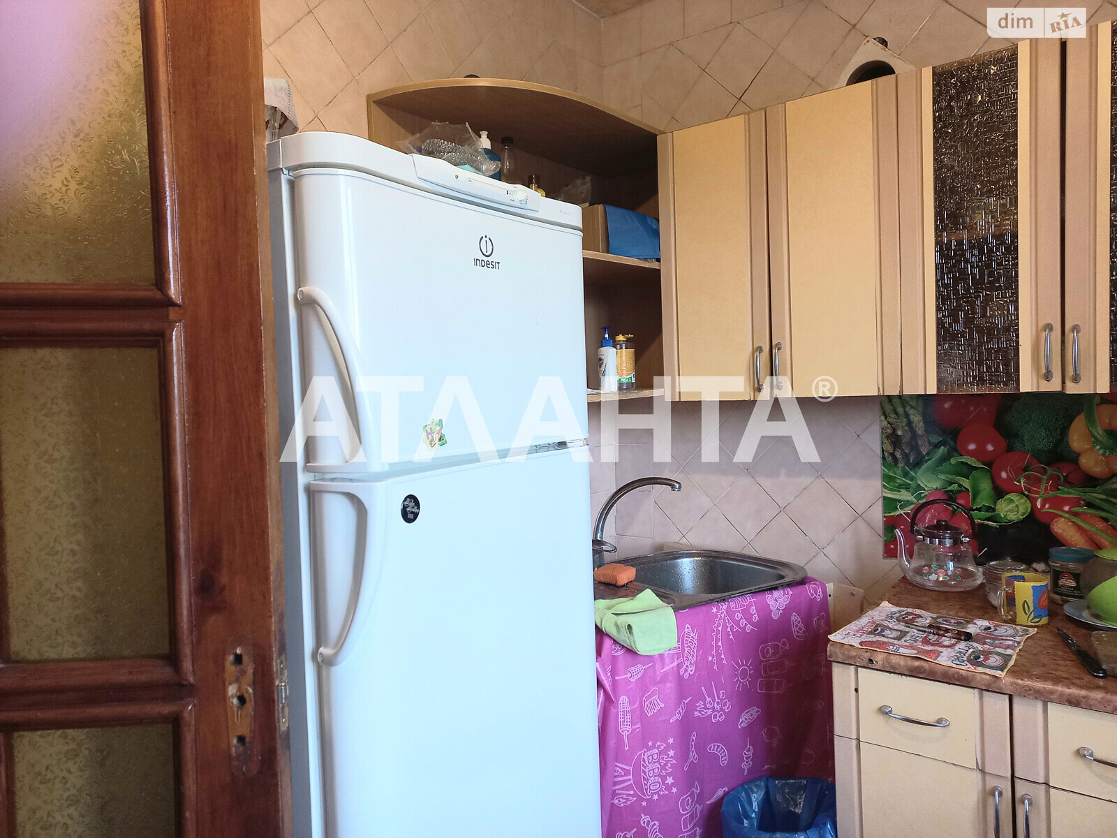 Продаж трикімнатної квартири в Одесі, на вул. Академіка Заболотного, район Пересипський фото 1 Продаж трикімнатної квартири в Одесі, на вул. Академіка Заболотного, район Пересипський фото 1