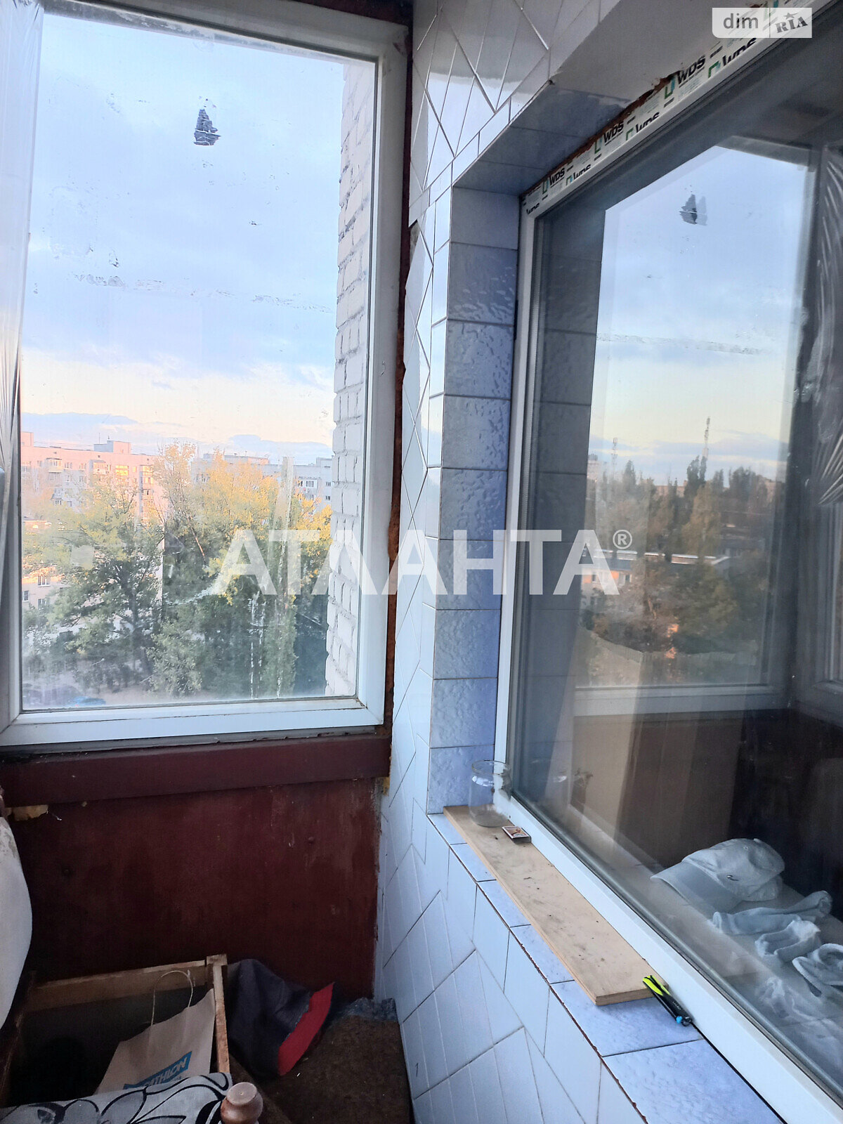 Продаж трикімнатної квартири в Одесі, на вул. Академіка Заболотного, район Пересипський фото 1 Продаж трикімнатної квартири в Одесі, на вул. Академіка Заболотного, район Пересипський фото 1