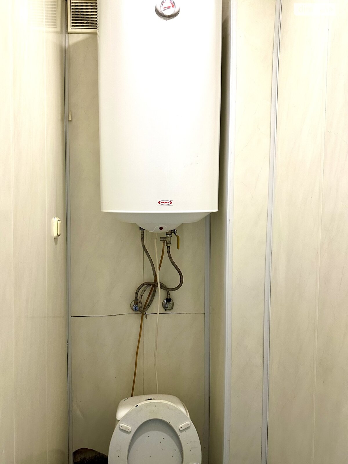 Продаж трикімнатної квартири в Одесі, на вул. Академіка Заболотного, район Пересипський фото 1 Продаж трикімнатної квартири в Одесі, на вул. Академіка Заболотного, район Пересипський фото 1