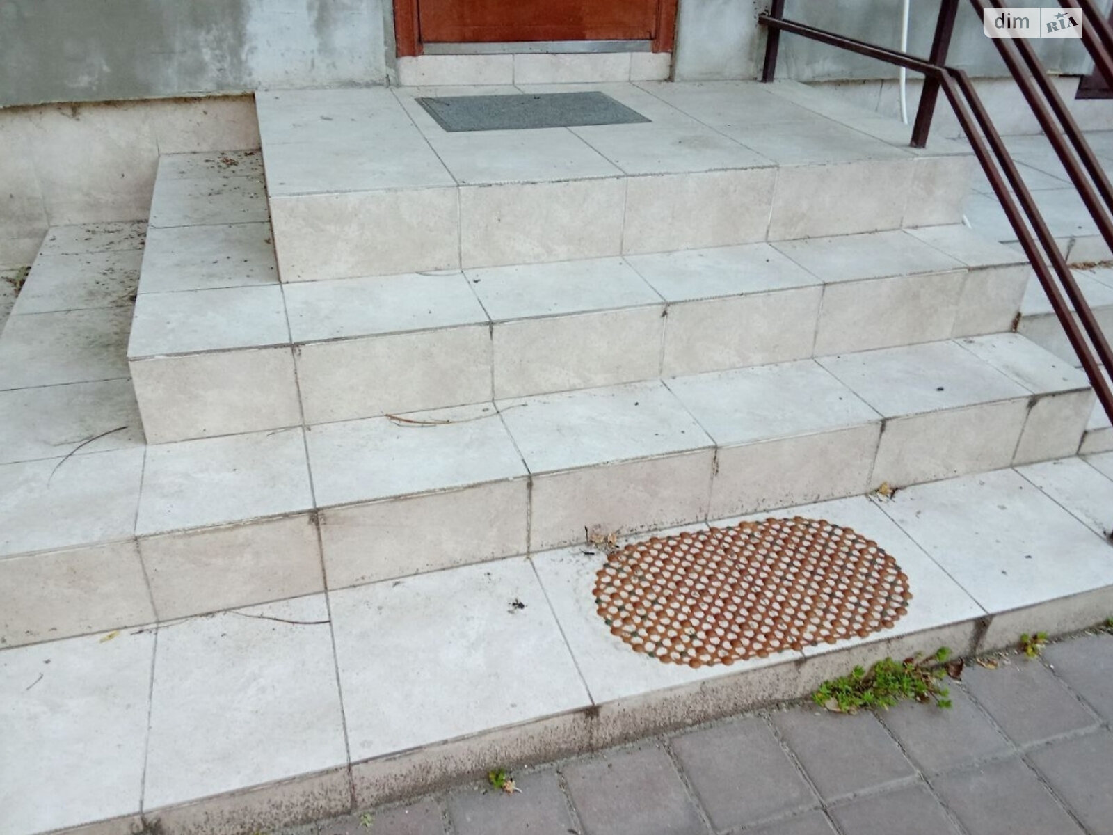 Продажа двухкомнатной квартиры в Одессе, на ул. Атамана Головатого, район Пересыпский фото 1 Продажа двухкомнатной квартиры в Одессе, на ул. Атамана Головатого, район Пересыпский фото 1