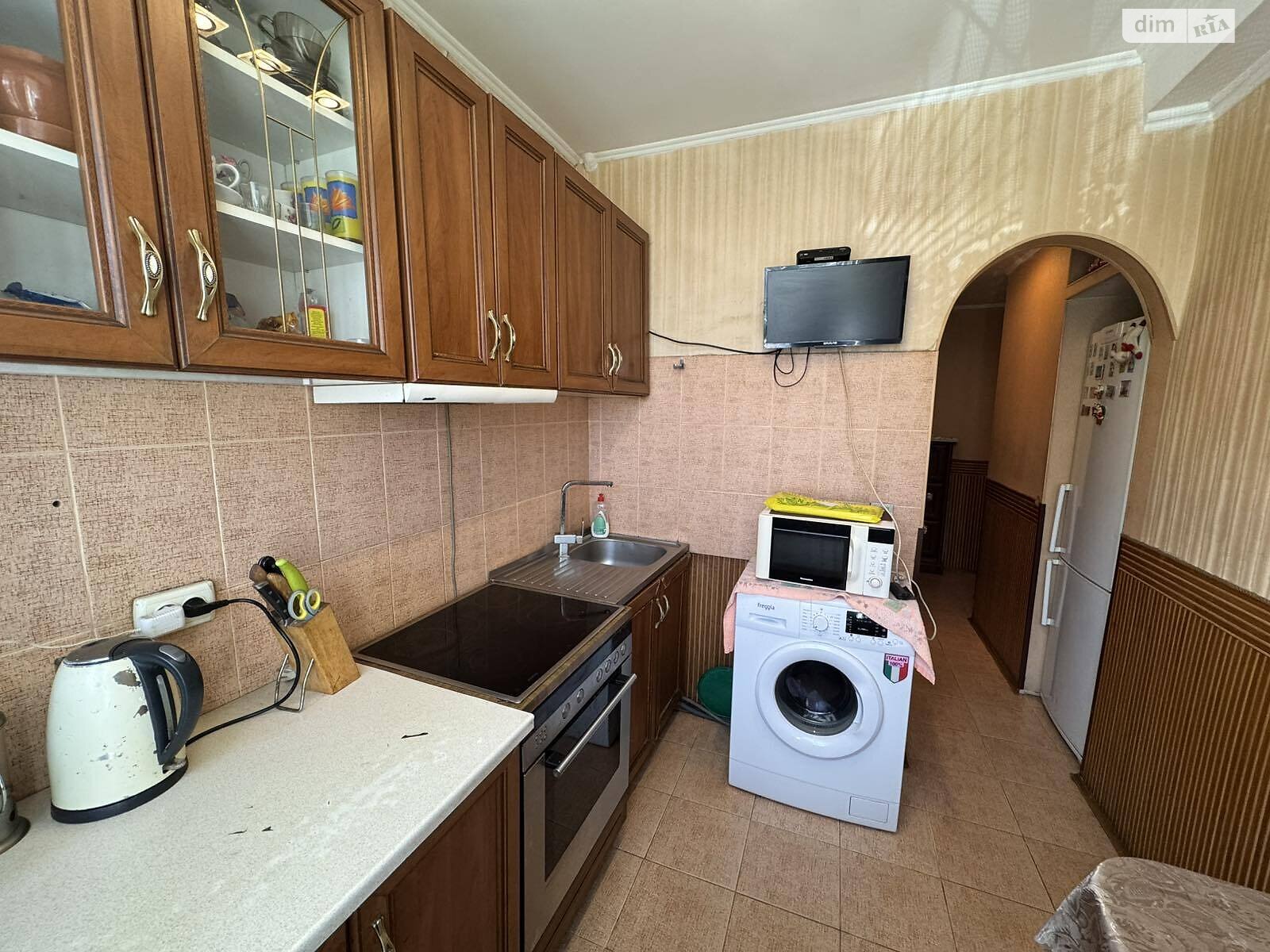 Продажа трехкомнатной квартиры в Одессе, на ул. Атамана Головатого 64В, район Пересыпский фото 1 Продажа трехкомнатной квартиры в Одессе, на ул. Атамана Головатого 64В, район Пересыпский фото 1