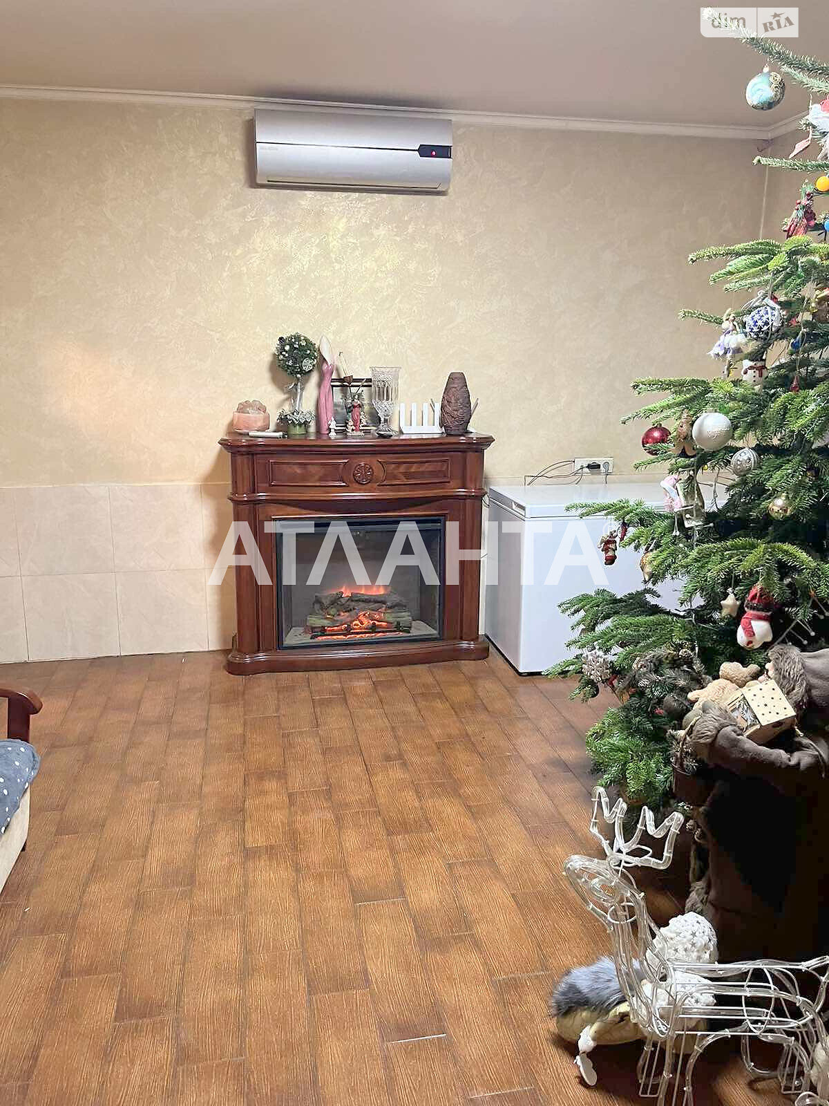 Продажа пятикомнатной квартиры в Одессе, на ул. Атамана Головатого, район Пересыпский фото 1