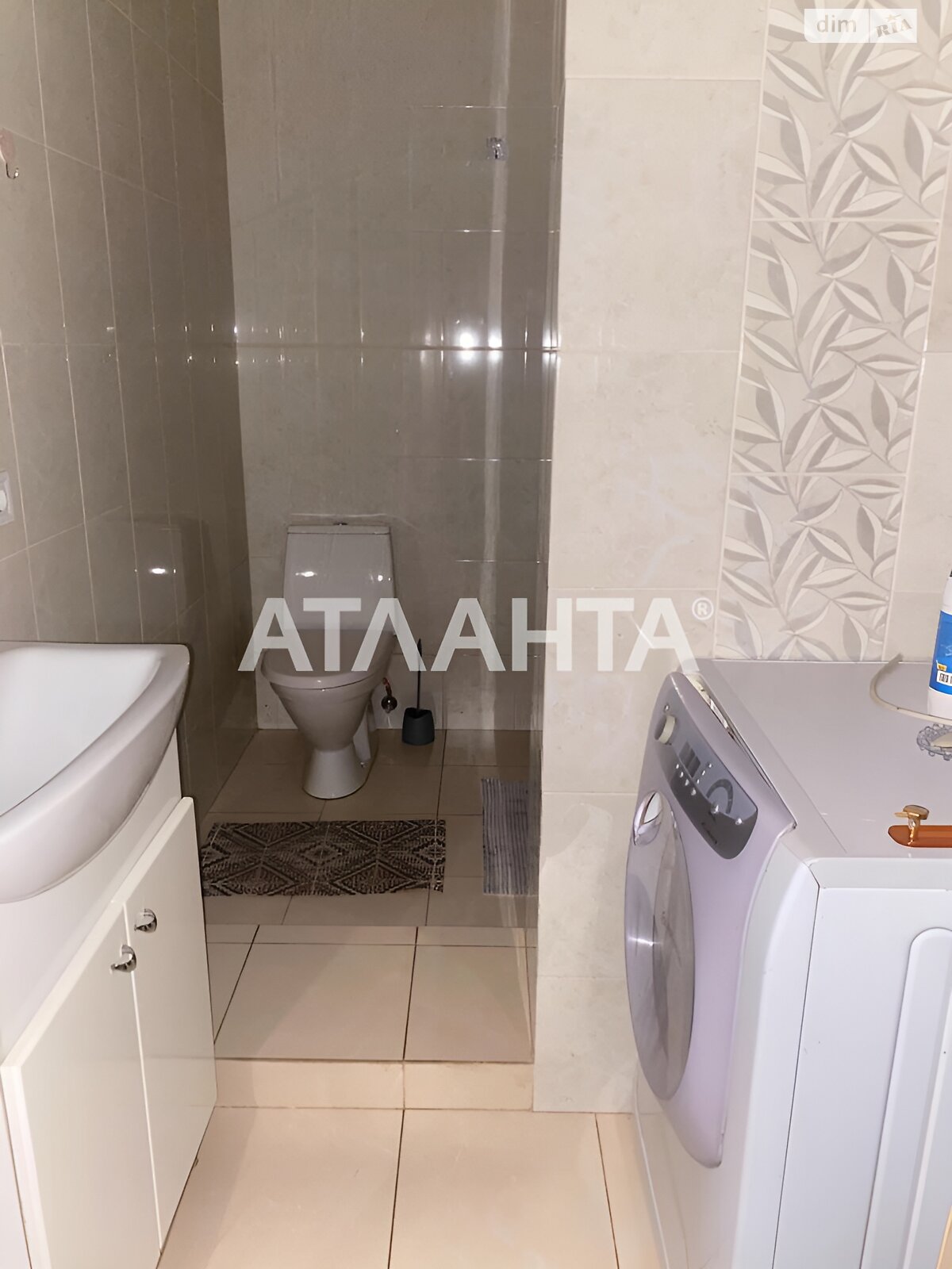 Продаж однокімнатної квартири в Одесі, на вул. Отамана Головатого, район Пересипський фото 1 Продаж однокімнатної квартири в Одесі, на вул. Отамана Головатого, район Пересипський фото 1