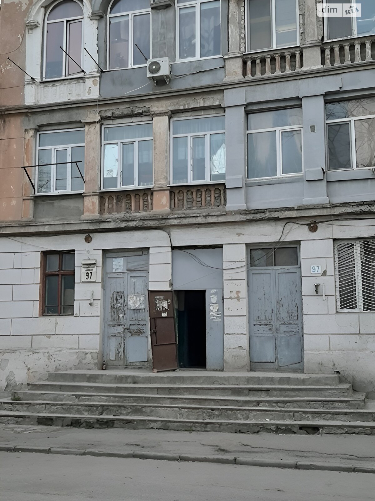 Продажа двухкомнатной квартиры в Одессе, на ул. Черноморского казачества, район Пересыпский фото 1 Продажа двухкомнатной квартиры в Одессе, на ул. Черноморского казачества, район Пересыпский фото 1