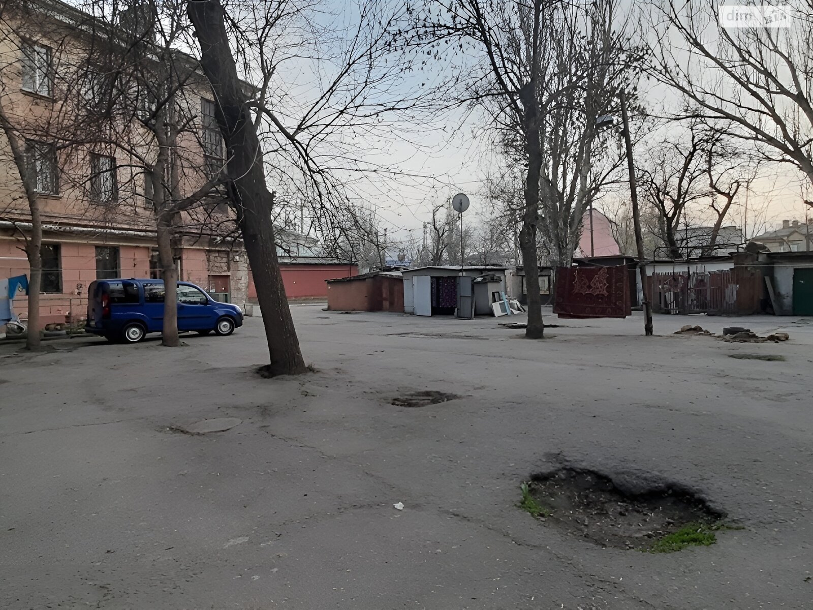 Продажа двухкомнатной квартиры в Одессе, на ул. Черноморского казачества, район Пересыпский фото 1 Продажа двухкомнатной квартиры в Одессе, на ул. Черноморского казачества, район Пересыпский фото 1