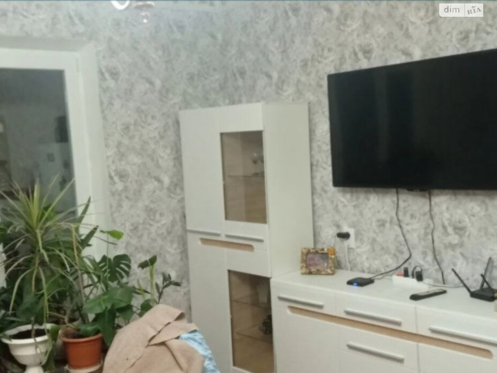Продажа трехкомнатной квартиры в Одессе, на ул. Давида Ойстраха, район Пересыпский фото 1 Продажа трехкомнатной квартиры в Одессе, на ул. Давида Ойстраха, район Пересыпский фото 1