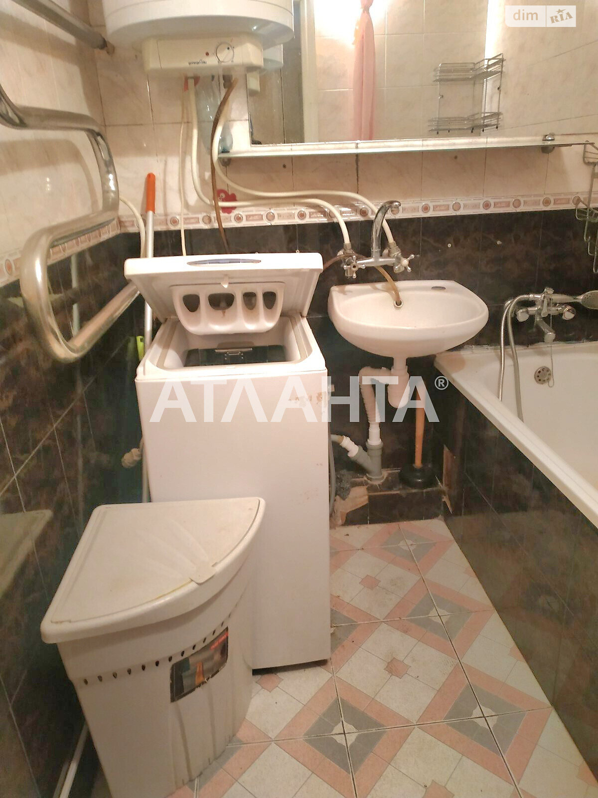 Продажа двухкомнатной квартиры в Одессе, на бул. Десантный, район Пересыпский фото 1 Продажа двухкомнатной квартиры в Одессе, на бул. Десантный, район Пересыпский фото 1