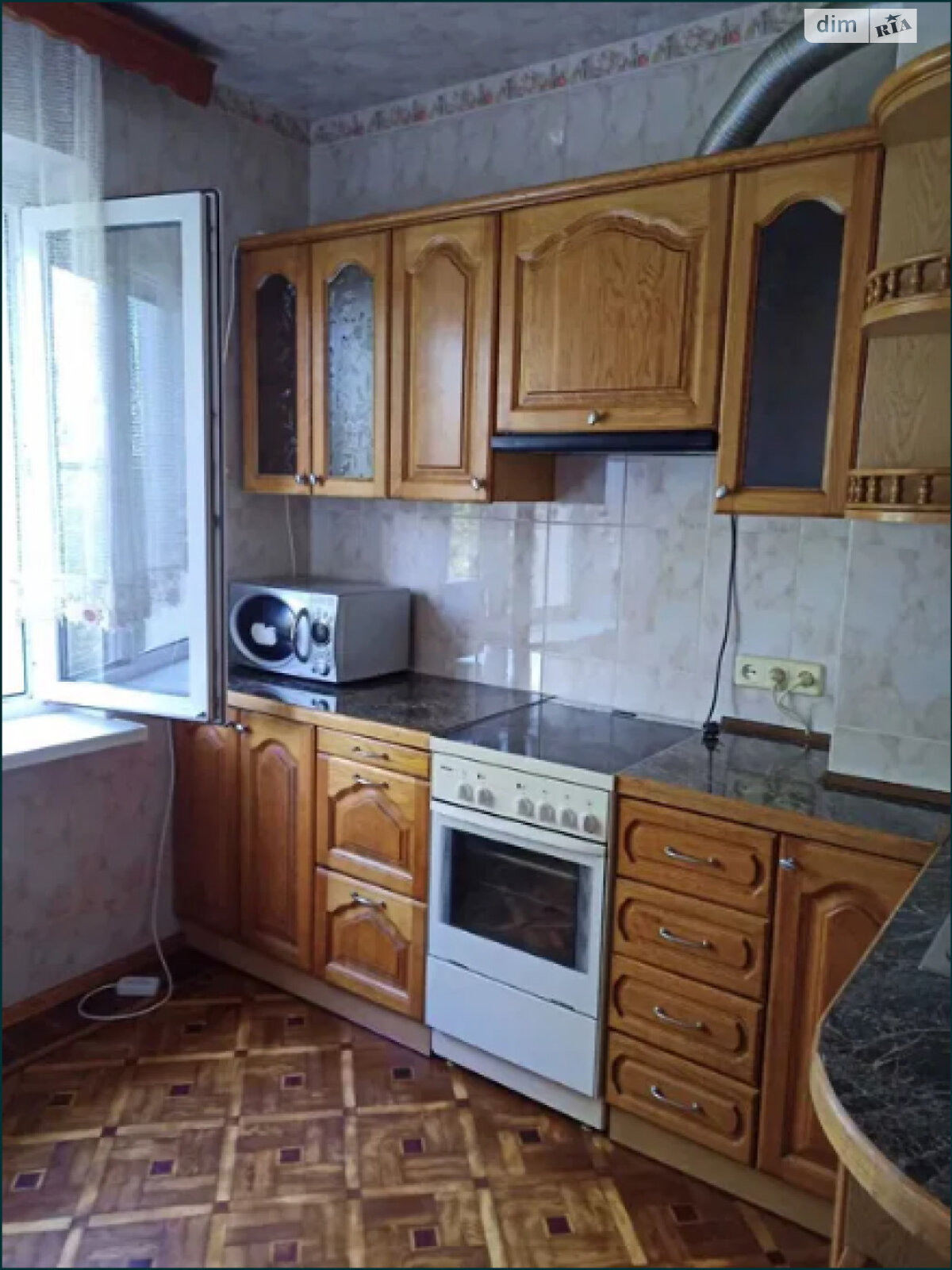 Продаж трикімнатної квартири в Одесі, на вул. Палія Семена, район Пересипський фото 1 Продаж трикімнатної квартири в Одесі, на вул. Палія Семена, район Пересипський фото 1