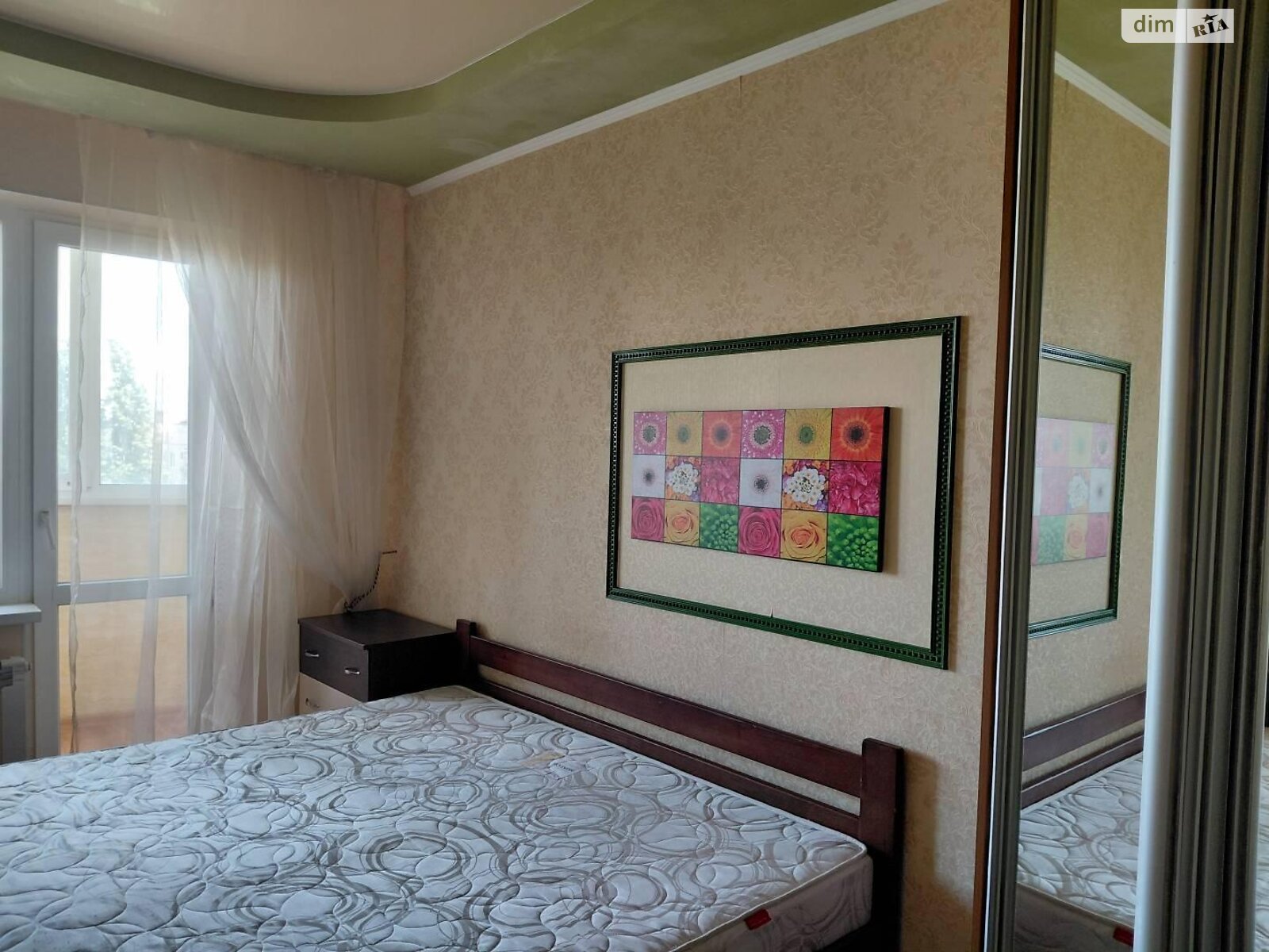 Продажа трехкомнатной квартиры в Одессе, на ул. Палия Семена, район Пересыпский фото 1 Продажа трехкомнатной квартиры в Одессе, на ул. Палия Семена, район Пересыпский фото 1
