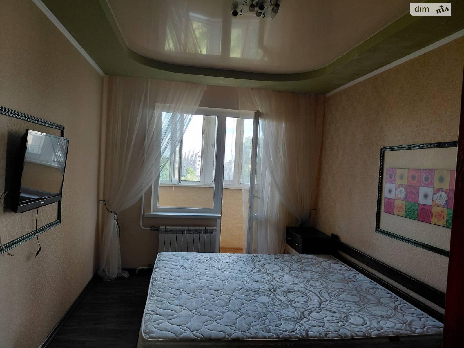 Продажа трехкомнатной квартиры в Одессе, на ул. Палия Семена, район Пересыпский фото 1 Продажа трехкомнатной квартиры в Одессе, на ул. Палия Семена, район Пересыпский фото 1