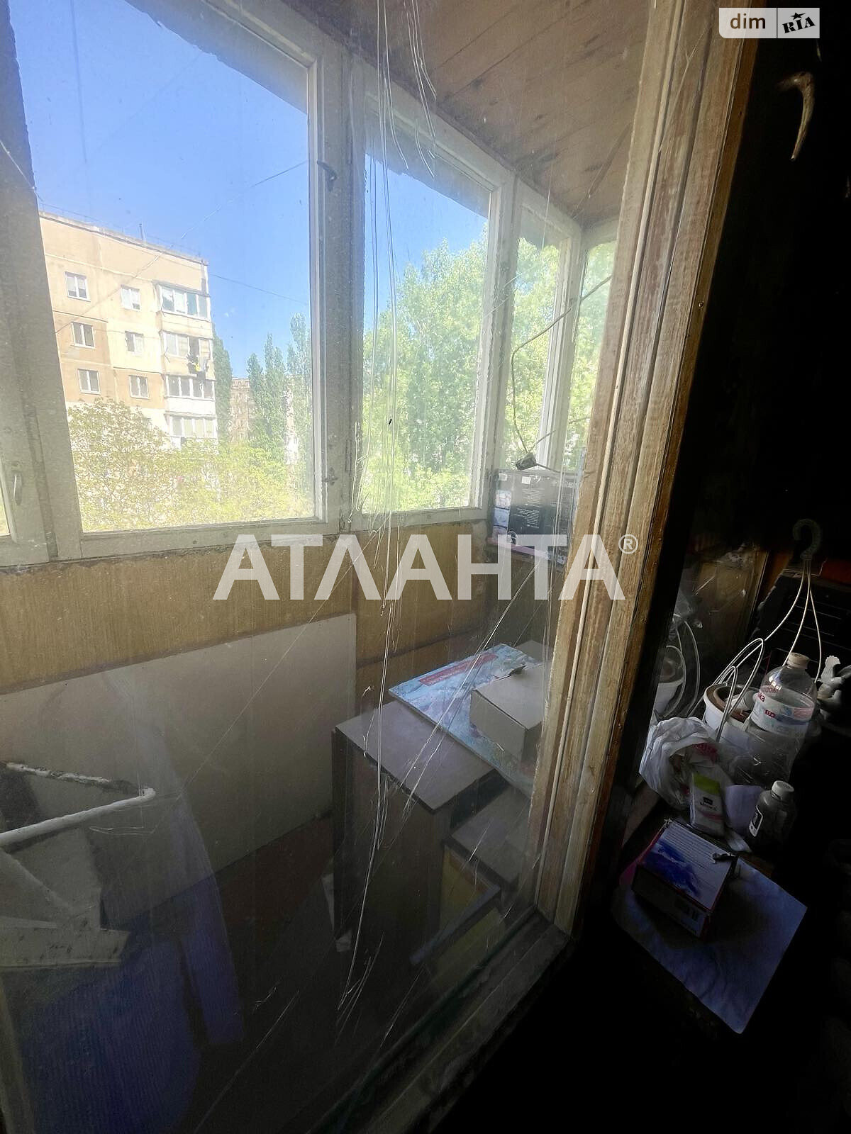 Продаж трикімнатної квартири в Одесі, на просп. Князя Володимира Великого, район Пересипський фото 1 Продаж трикімнатної квартири в Одесі, на просп. Князя Володимира Великого, район Пересипський фото 1