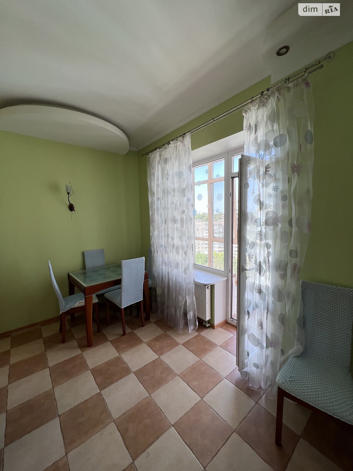 Продажа двухкомнатной квартиры в Одессе, на ул. Балковская, район Пересыпский фото 1 Продажа двухкомнатной квартиры в Одессе, на ул. Балковская, район Пересыпский фото 1