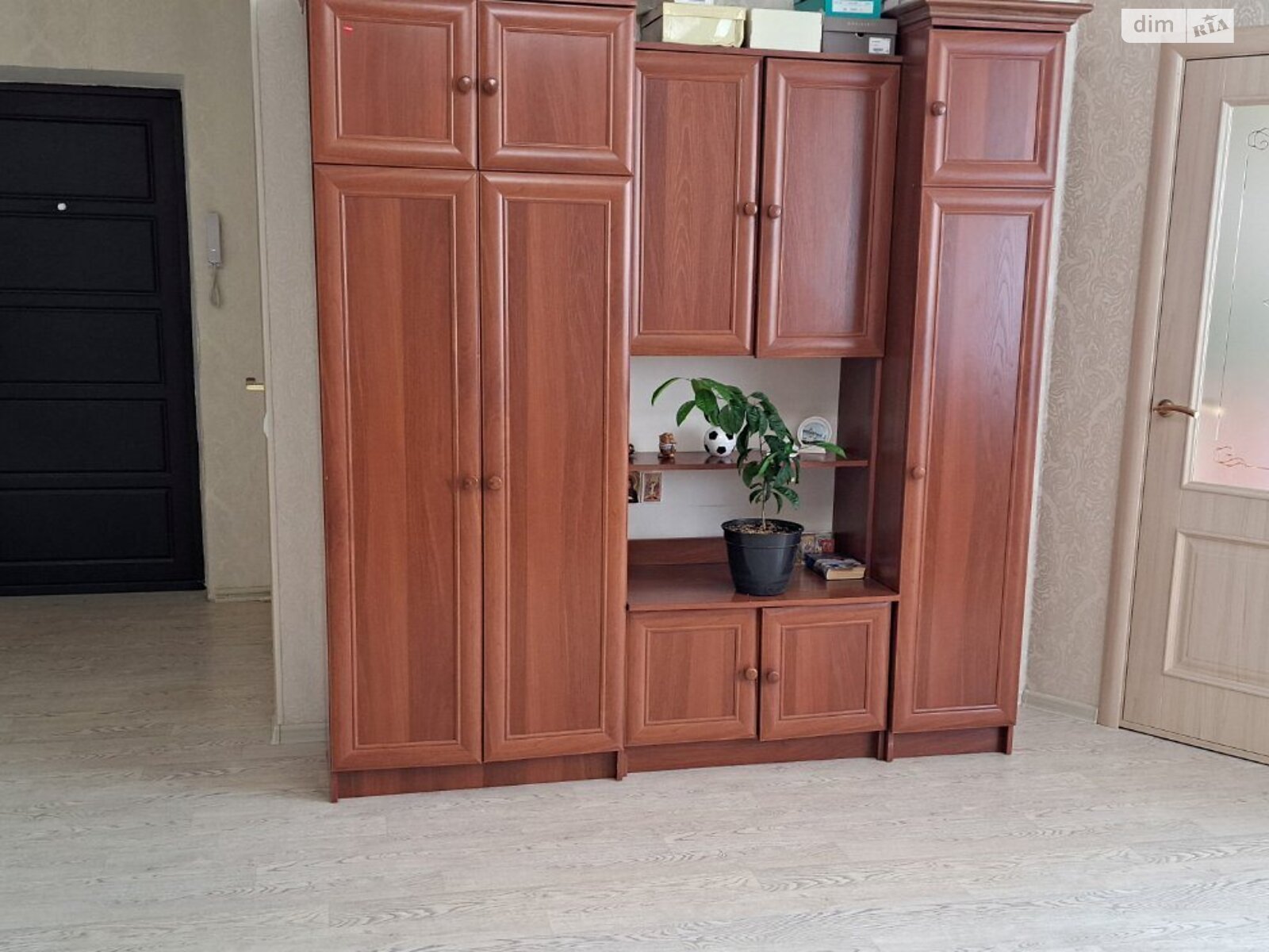 Продажа однокомнатной квартиры в Крыжановка, на ул. Защитников Украины, фото 1 Продажа однокомнатной квартиры в Крыжановка, на ул. Защитников Украины, фото 1