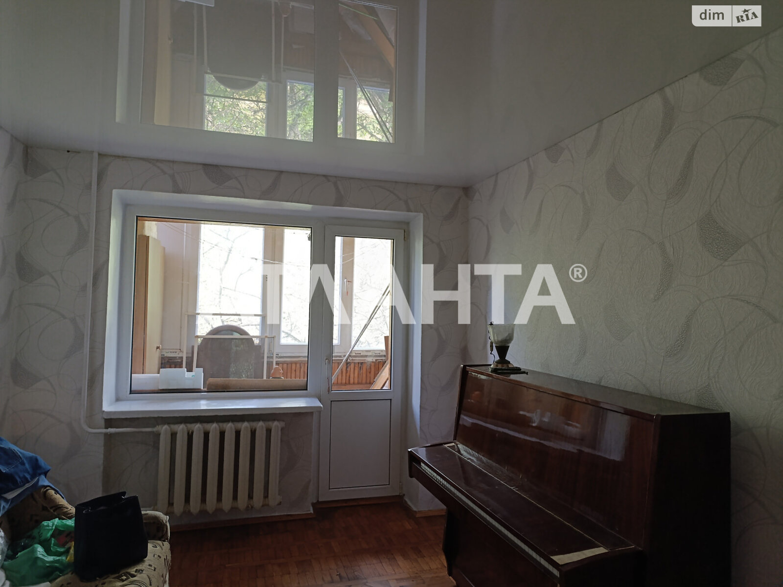 Продаж трикімнатної квартири в Одесі, на вул. Жоліо-Кюрі, район Пересипський фото 1 Продаж трикімнатної квартири в Одесі, на вул. Жоліо-Кюрі, район Пересипський фото 1