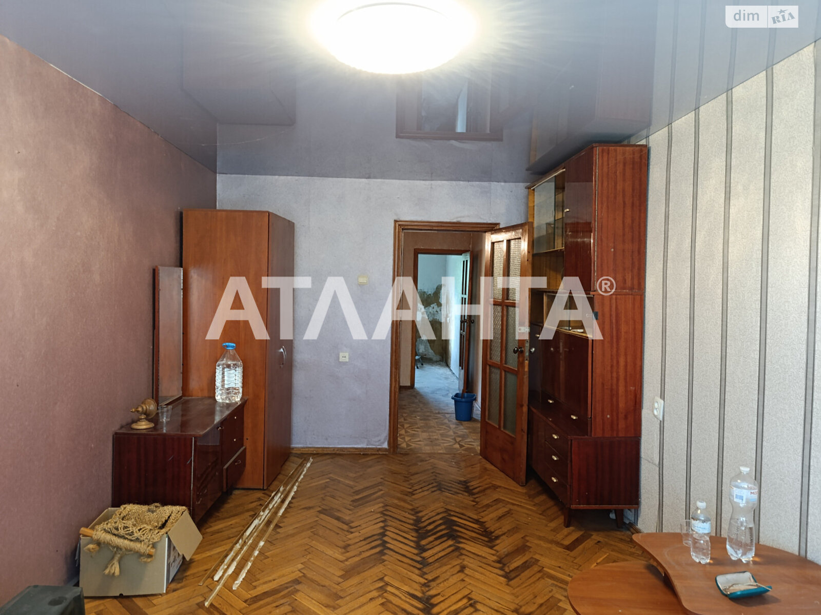 Продаж трикімнатної квартири в Одесі, на вул. Жоліо-Кюрі, район Пересипський фото 1 Продаж трикімнатної квартири в Одесі, на вул. Жоліо-Кюрі, район Пересипський фото 1