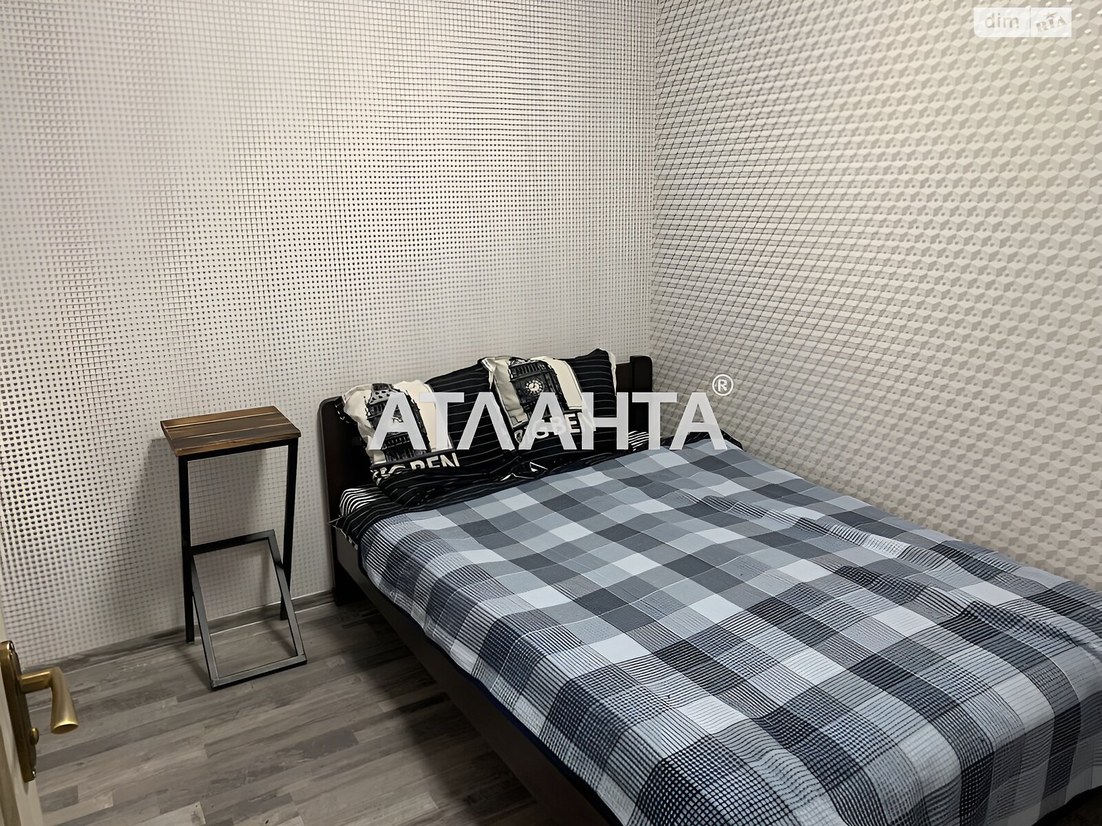 Продажа однокомнатной квартиры в Одессе, на ул. Красная, район Пересыпский фото 1 Продажа однокомнатной квартиры в Одессе, на ул. Красная, район Пересыпский фото 1