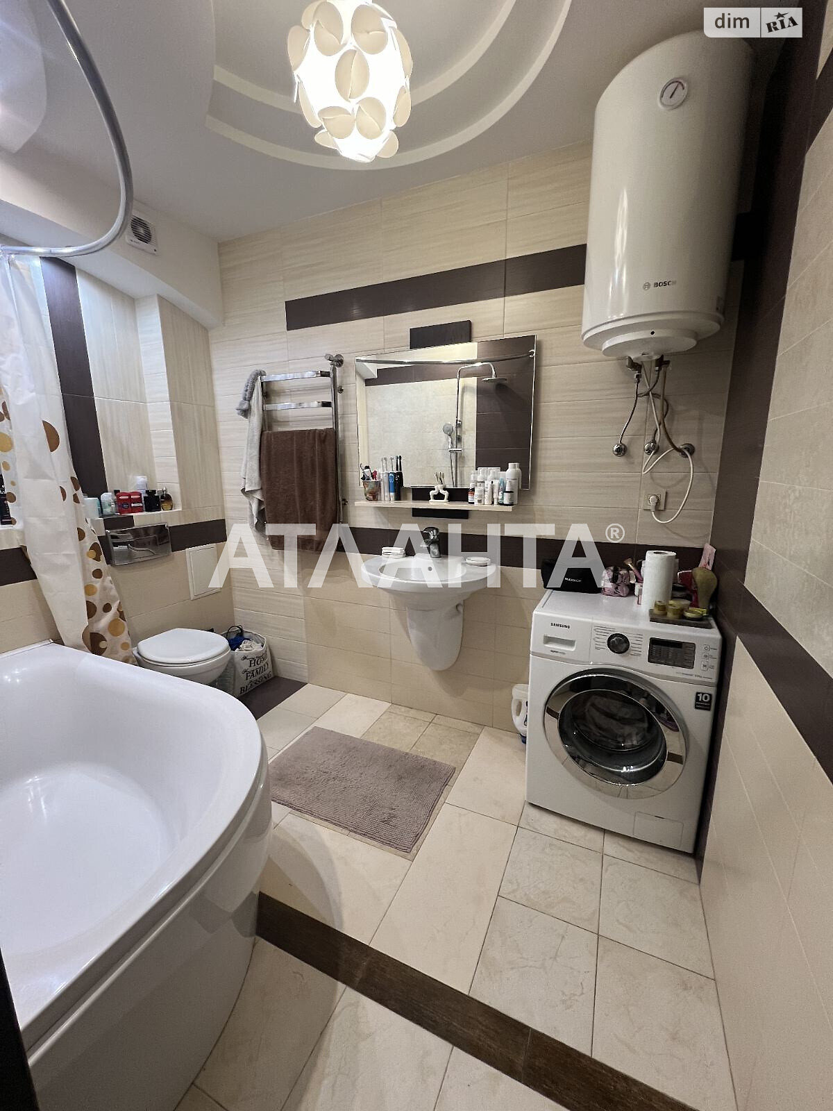 Продажа трехкомнатной квартиры в Одессе, на ул. Марсельская, район Пересыпский фото 1 Продажа трехкомнатной квартиры в Одессе, на ул. Марсельская, район Пересыпский фото 1