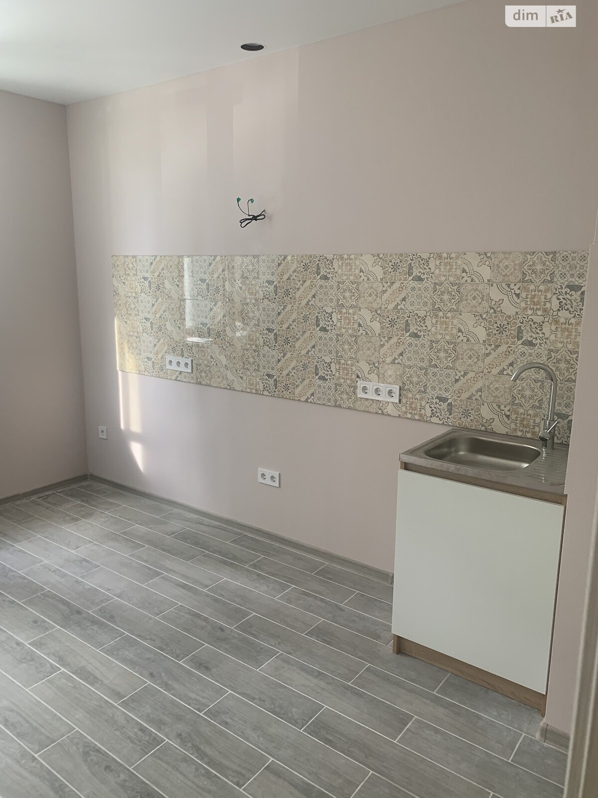 Продажа однокомнатной квартиры в Одессе, на ул. Марсельская, район Пересыпский фото 1