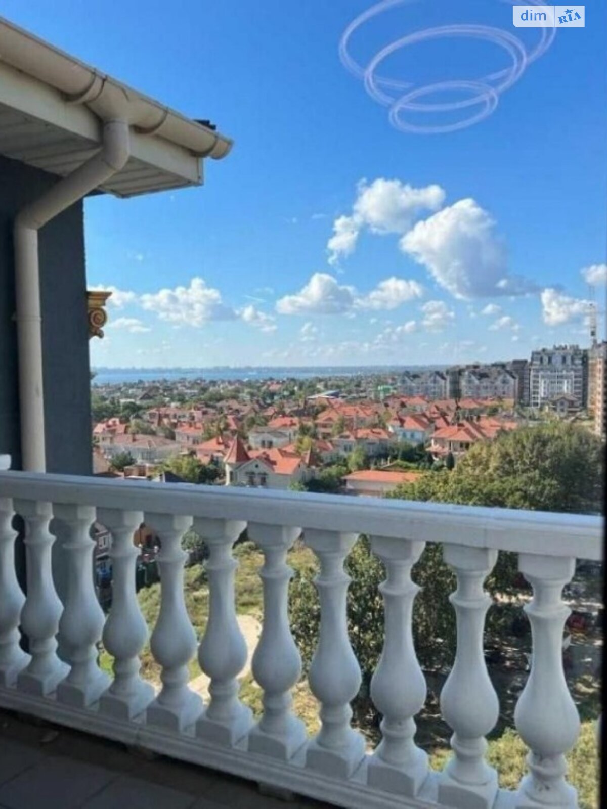 Продаж трикімнатної квартири в Одесі, на вул. Міланська, район Пересипський фото 1