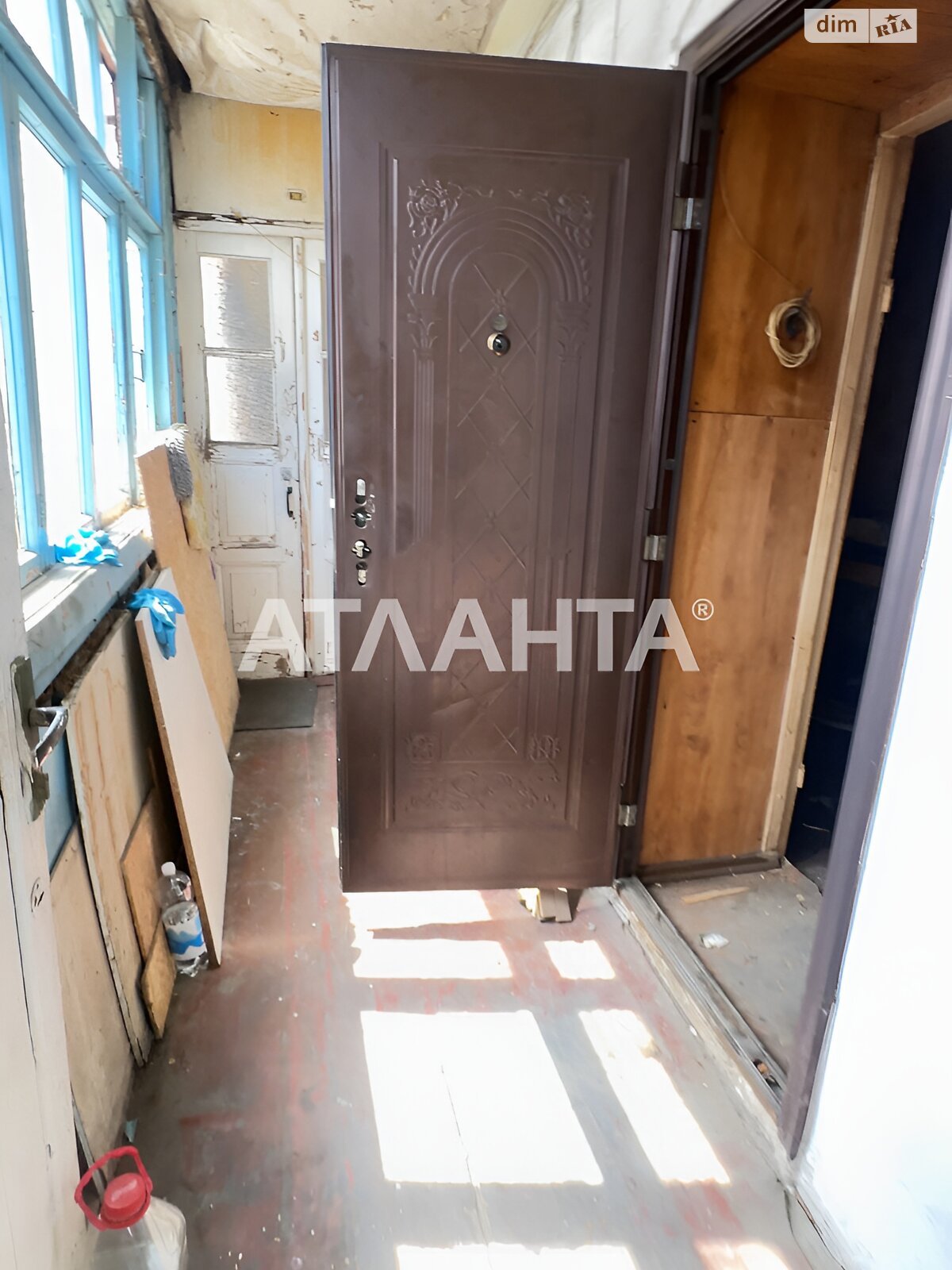 Продажа однокомнатной квартиры в Одессе, на ул. Черноморского казачества, район Пересыпский фото 1 Продажа однокомнатной квартиры в Одессе, на ул. Черноморского казачества, район Пересыпский фото 1