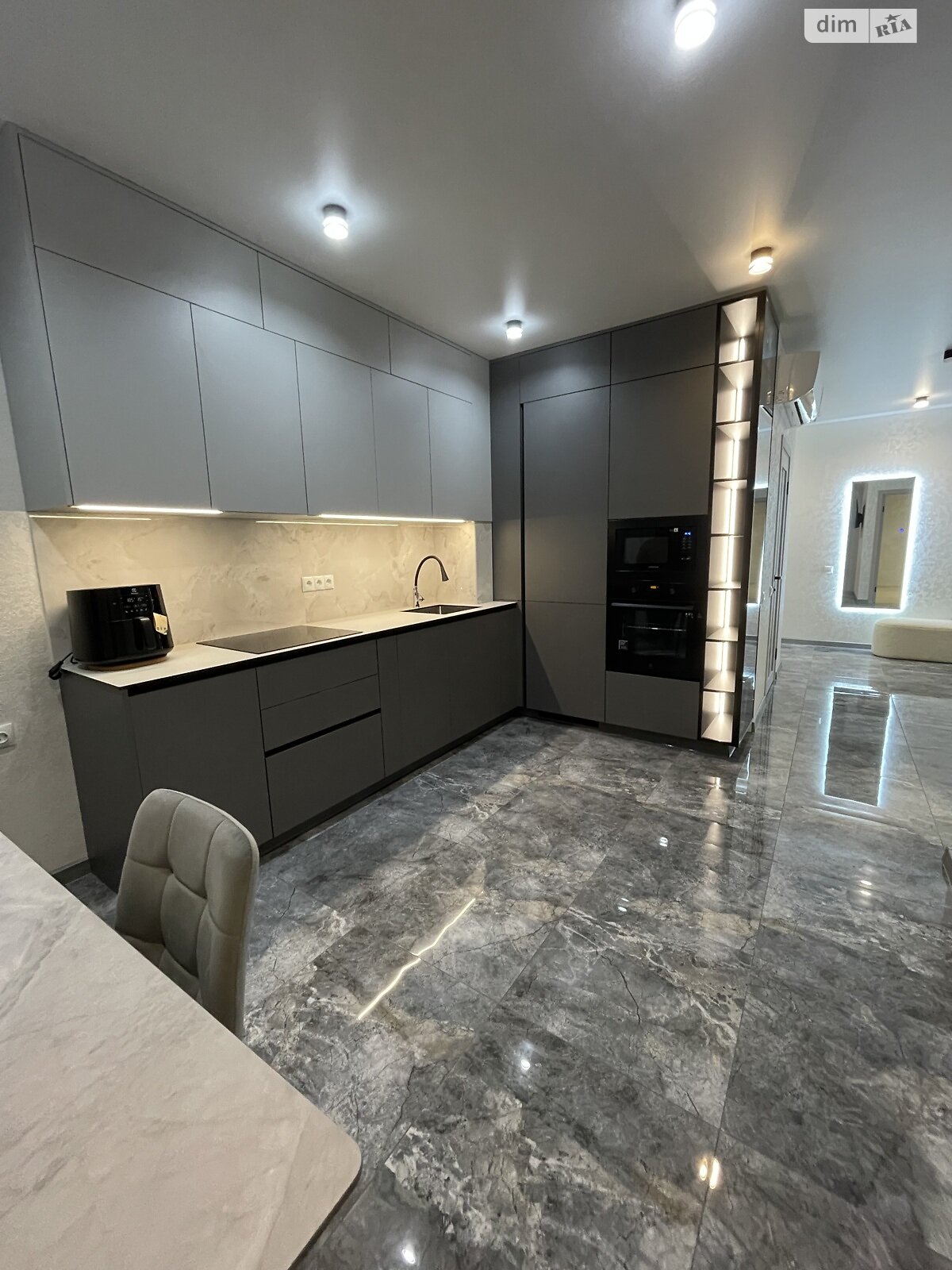 Продажа двухкомнатной квартиры в Одессе, на дор. Николаевская 3/13, район Пересыпский фото 1 Продажа двухкомнатной квартиры в Одессе, на дор. Николаевская 3/13, район Пересыпский фото 1