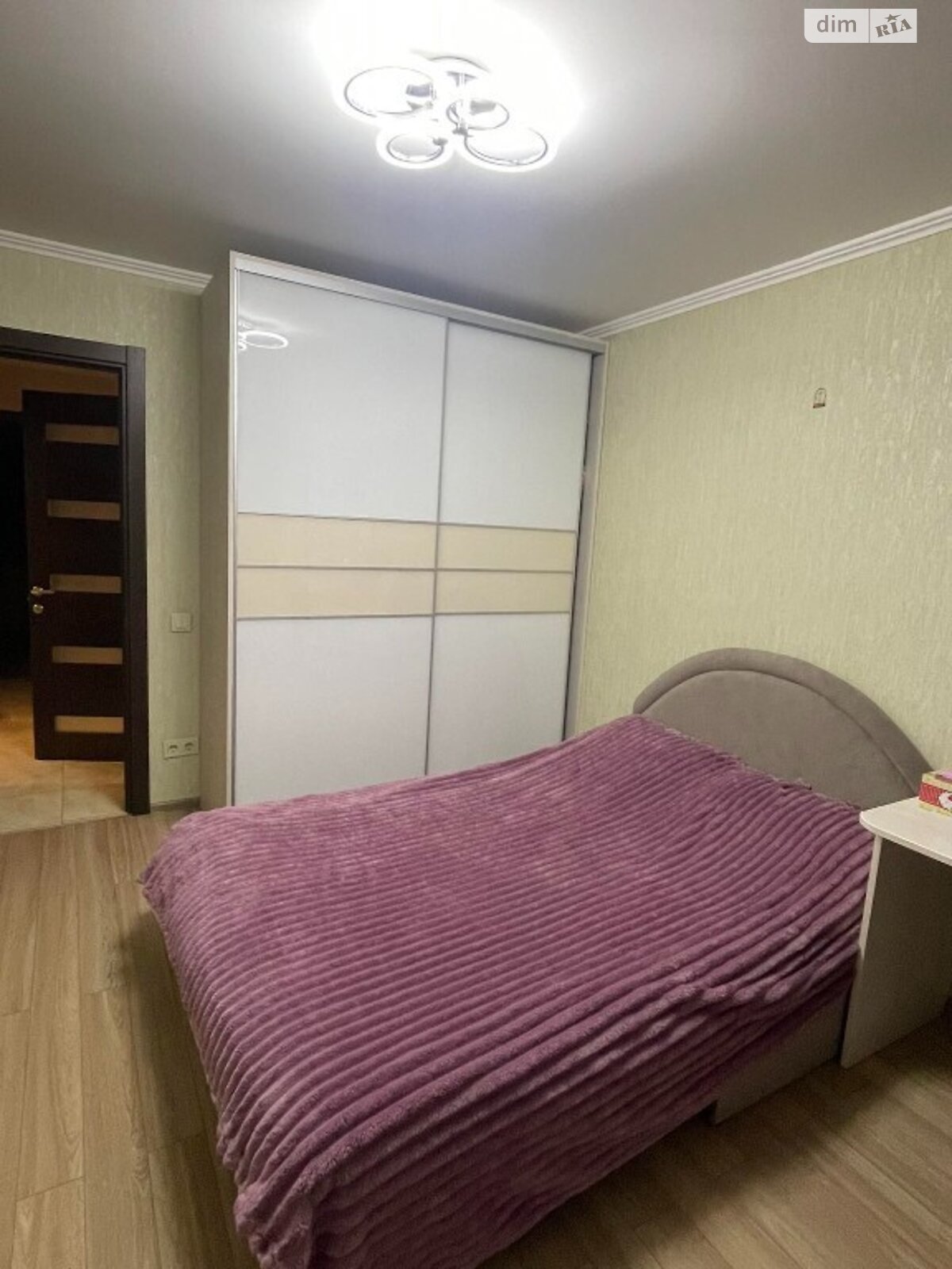 Продаж трикімнатної квартири в Одесі, на вул. Палія Семена 97, район Пересипський фото 1