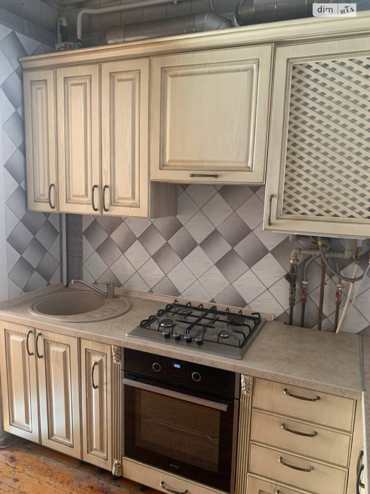 Продаж чотирикімнатної квартири в Одесі, на вул. Шилова, район Пересипський фото 1 Продаж чотирикімнатної квартири в Одесі, на вул. Шилова, район Пересипський фото 1