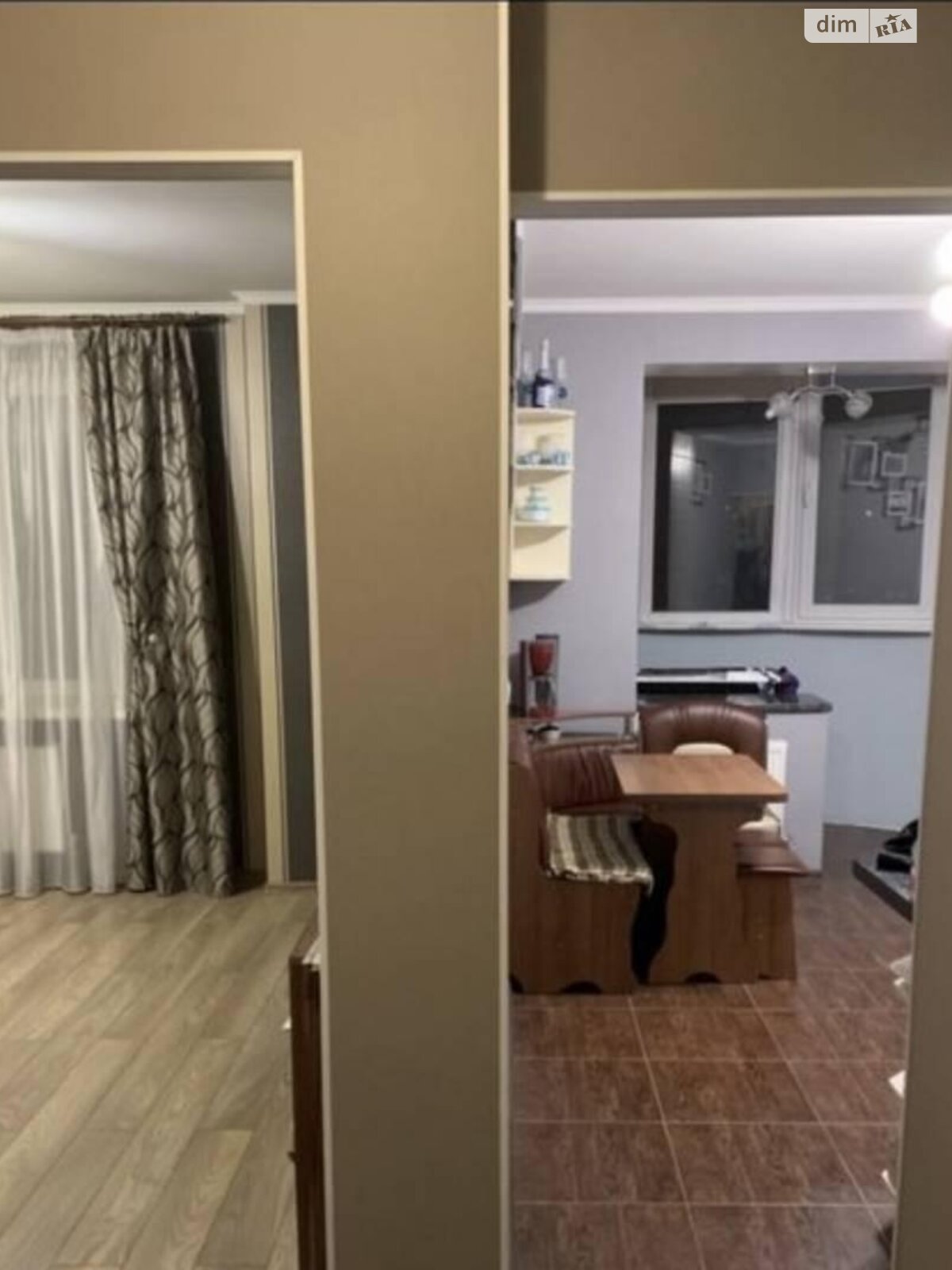 Продаж однокімнатної квартири в Одесі, на вул. Шкільна, район Пересипський фото 1 Продаж однокімнатної квартири в Одесі, на вул. Шкільна, район Пересипський фото 1