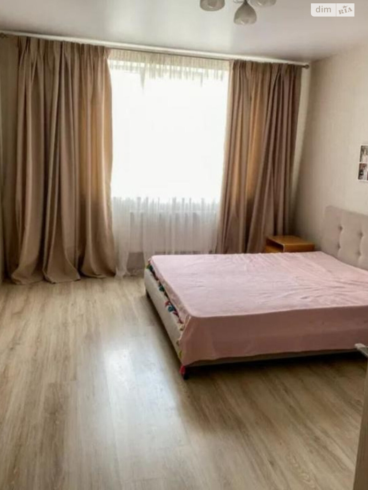 Продаж двокімнатної квартири в Одесі, на вул. Віталія Нестеренка, район Пересипський фото 1 Продаж двокімнатної квартири в Одесі, на вул. Віталія Нестеренка, район Пересипський фото 1