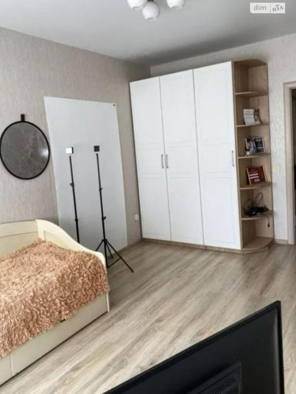Продаж двокімнатної квартири в Одесі, на вул. Віталія Нестеренка, район Пересипський фото 1 Продаж двокімнатної квартири в Одесі, на вул. Віталія Нестеренка, район Пересипський фото 1