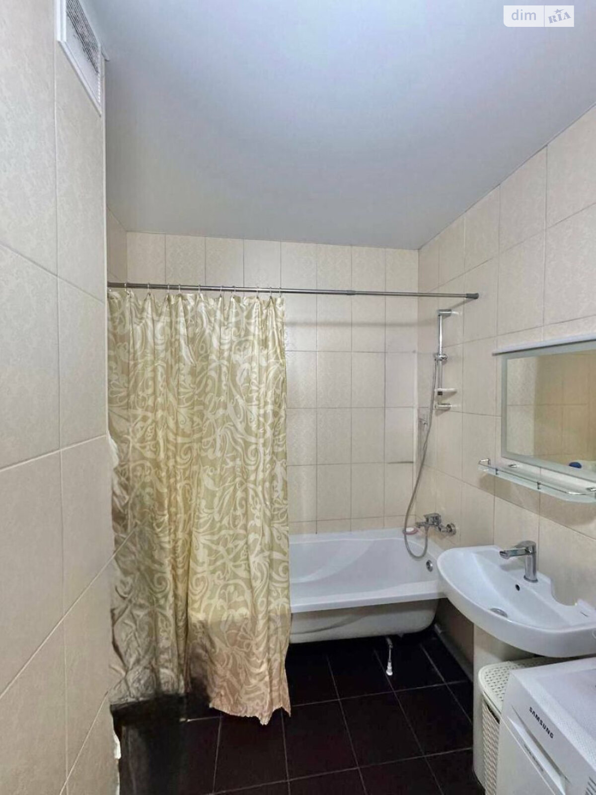 Продаж двокімнатної квартири в Одесі, на вул. Віталія Нестеренка, район Пересипський фото 1 Продаж двокімнатної квартири в Одесі, на вул. Віталія Нестеренка, район Пересипський фото 1