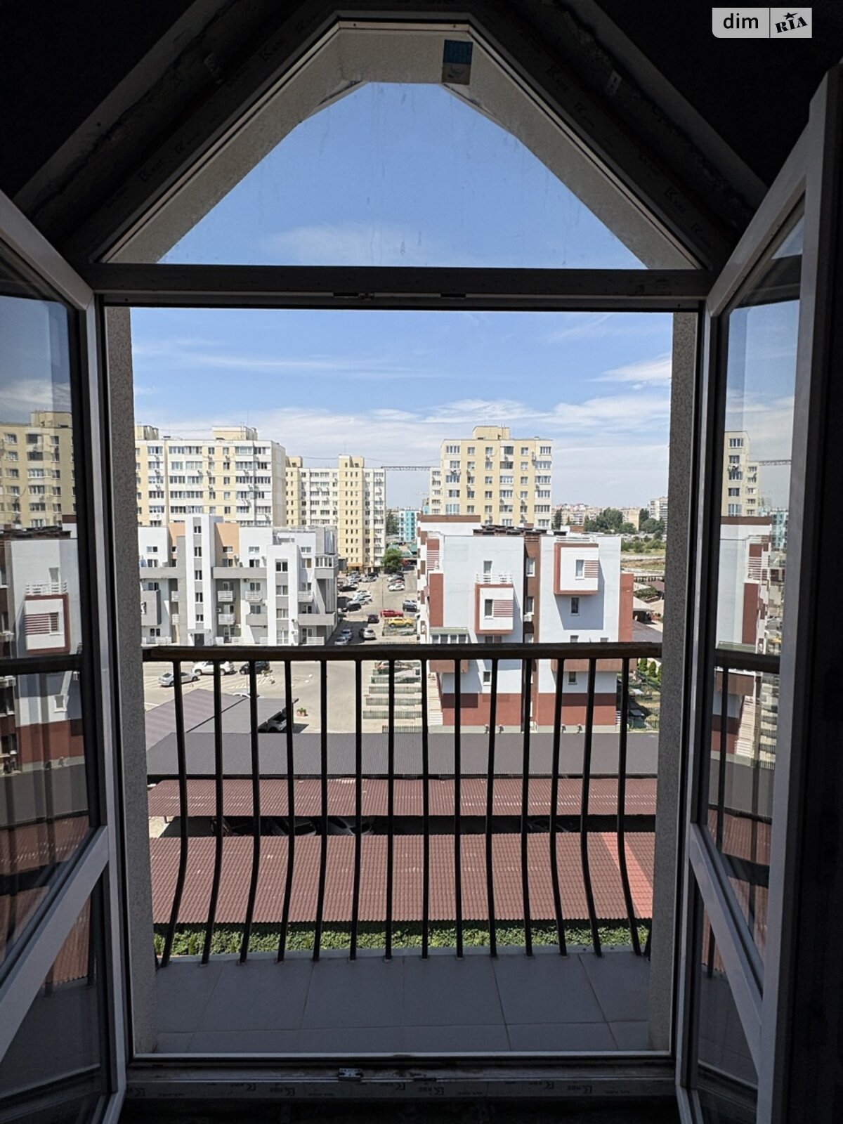 Продажа двухкомнатной квартиры в Одессе, на ул. Владислава Бувалкина, район Пересыпский фото 1 Продажа двухкомнатной квартиры в Одессе, на ул. Владислава Бувалкина, район Пересыпский фото 1