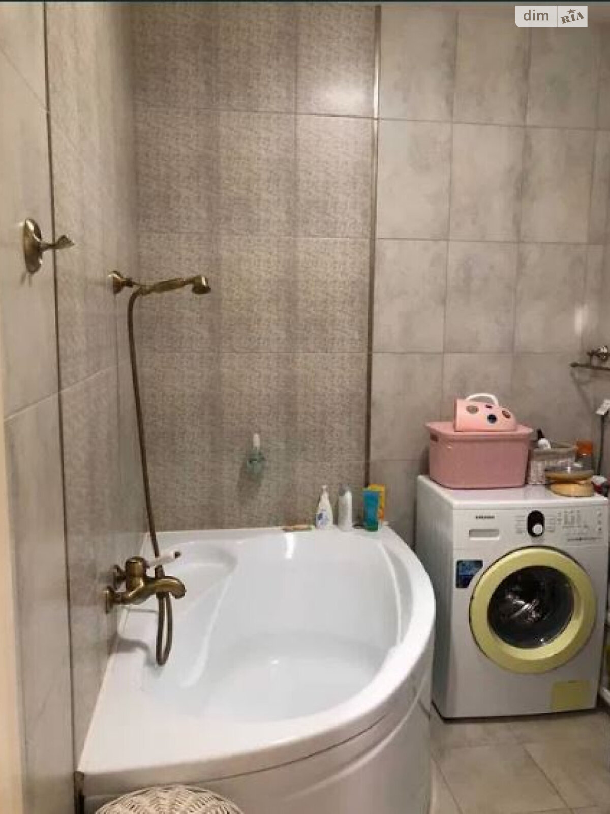 Продаж двокімнатної квартири в Одесі, на вул. Ярослава Баіса, район Пересипський фото 1 Продаж двокімнатної квартири в Одесі, на вул. Ярослава Баіса, район Пересипський фото 1