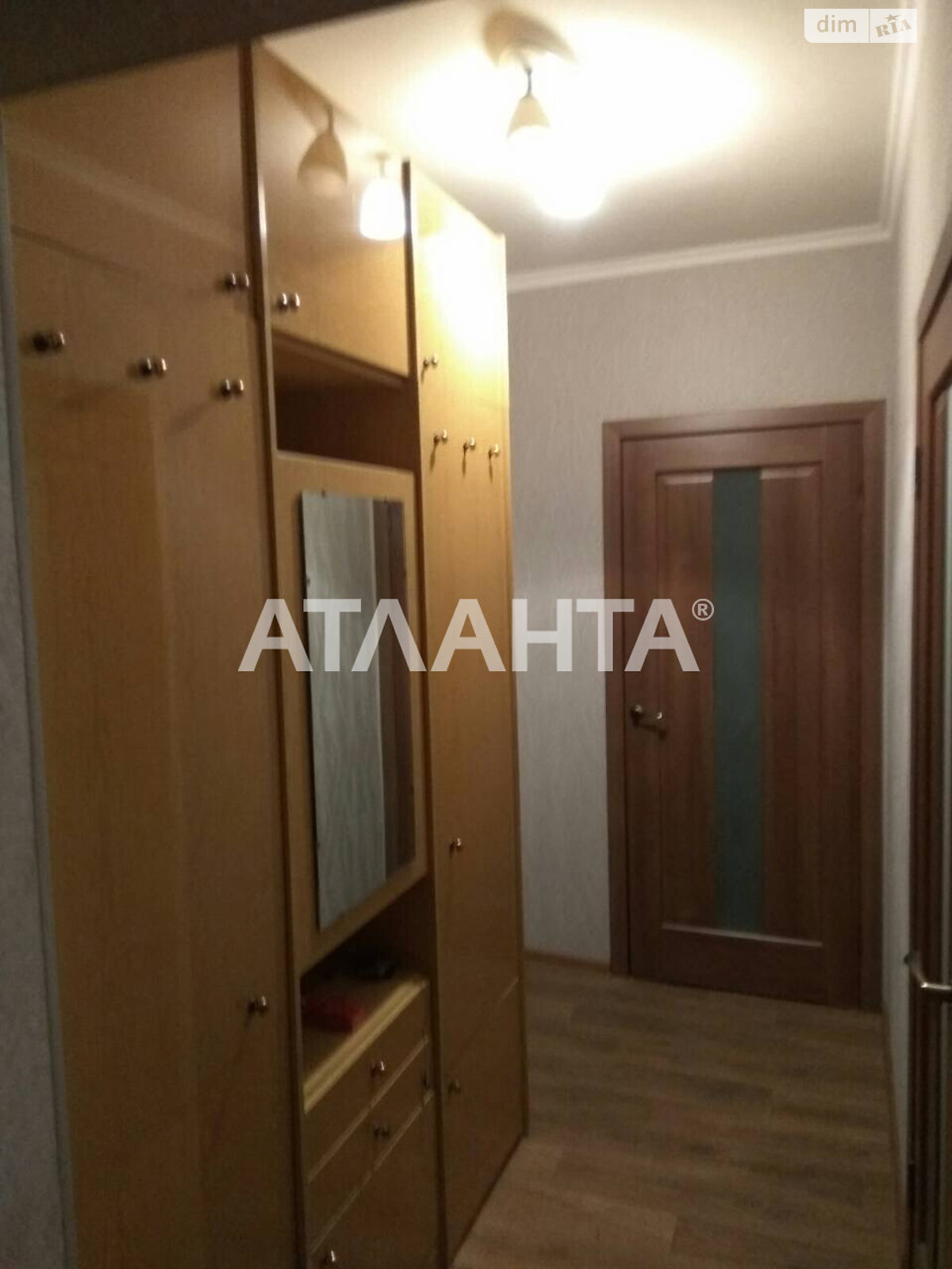 Продажа двухкомнатной квартиры в Одессе, на Днепропетр., район Пересыпский фото 1 Продажа двухкомнатной квартиры в Одессе, на Днепропетр., район Пересыпский фото 1