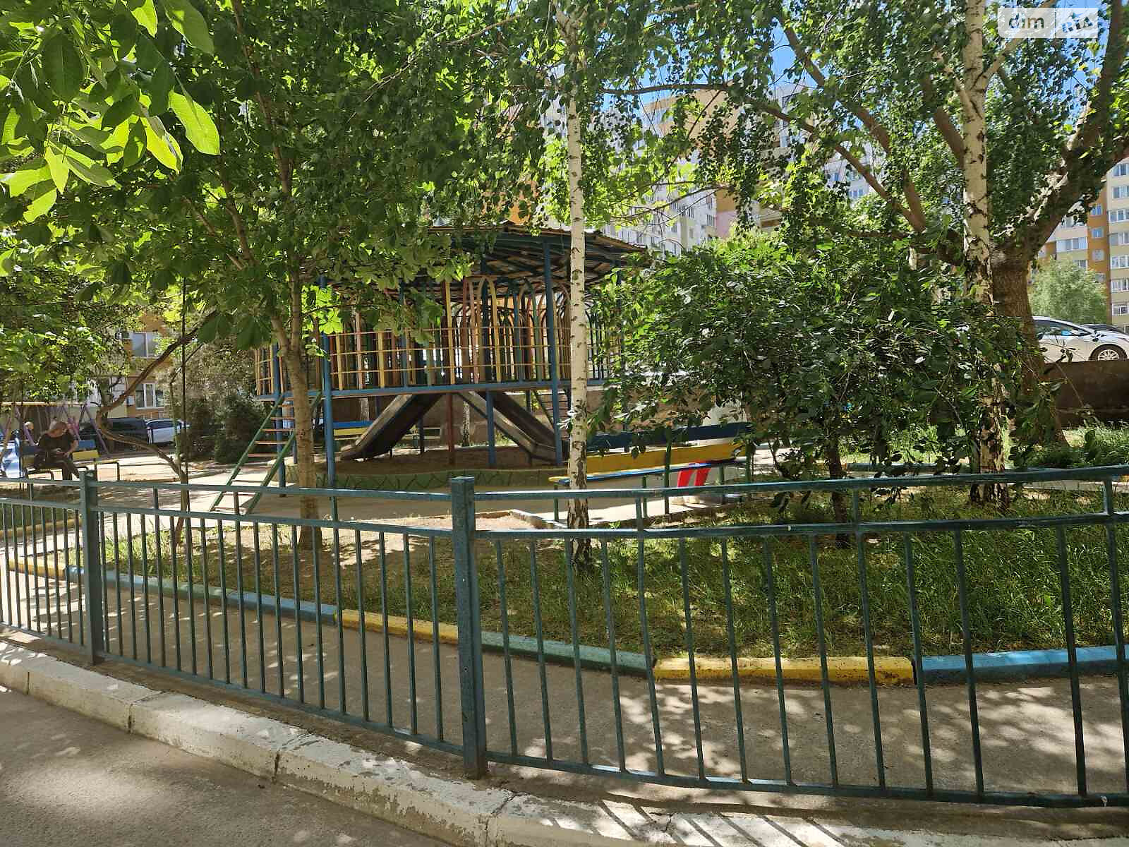 Продажа трехкомнатной квартиры в Одессе, на ул. Академика Сахарова, район Поселок Котовского фото 1 Продажа трехкомнатной квартиры в Одессе, на ул. Академика Сахарова, район Поселок Котовского фото 1