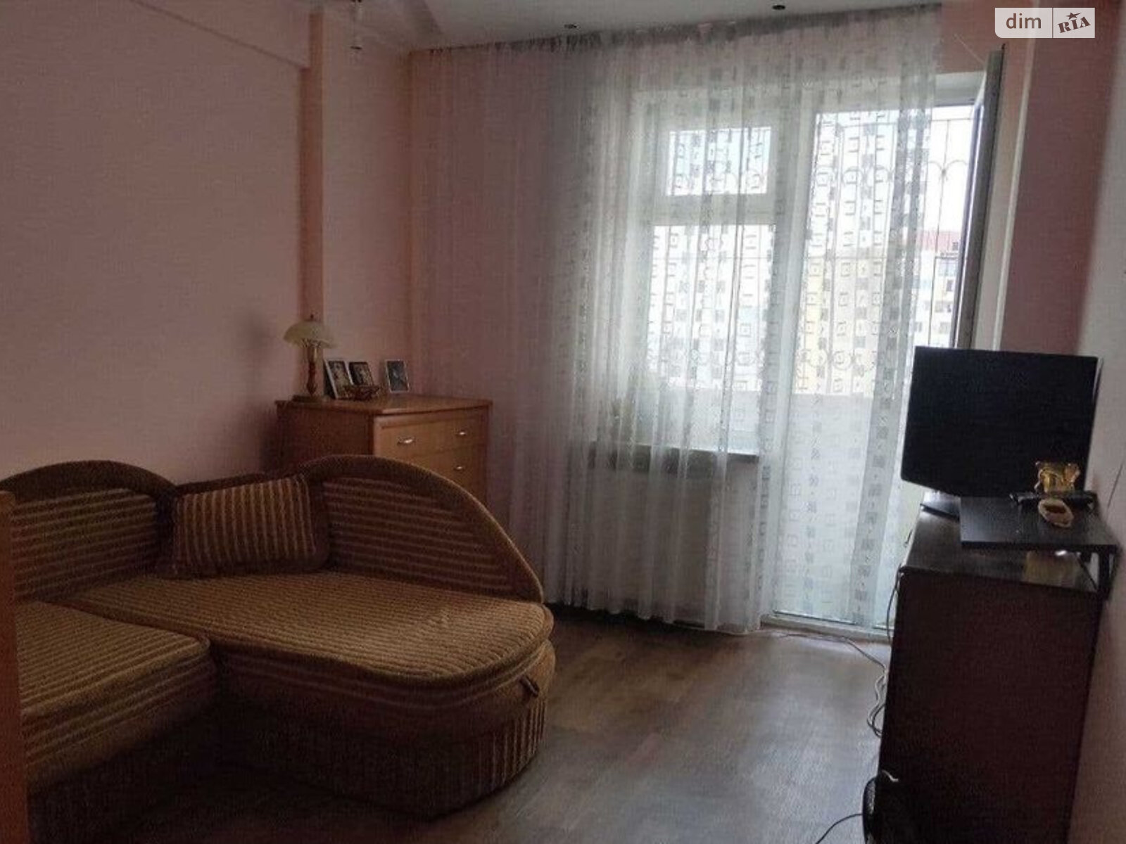 Продажа трехкомнатной квартиры в Одессе, на ул. Академика Сахарова, район Поселок Котовского фото 1 Продажа трехкомнатной квартиры в Одессе, на ул. Академика Сахарова, район Поселок Котовского фото 1