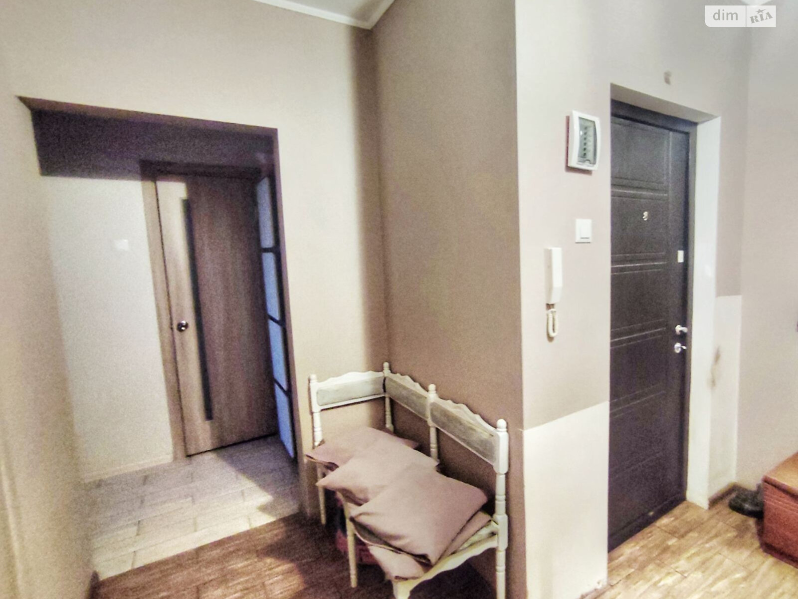 Продаж трикімнатної квартири в Одесі, на вул. Академіка Сахарова 42, район Містечко Котовського фото 1 Продаж трикімнатної квартири в Одесі, на вул. Академіка Сахарова 42, район Містечко Котовського фото 1