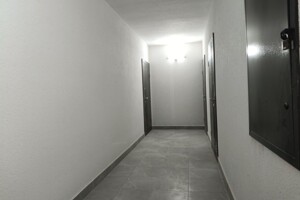Продаж однокімнатної квартири в Одесі, на вул. Академіка Сахарова, район Пересипський фото 2