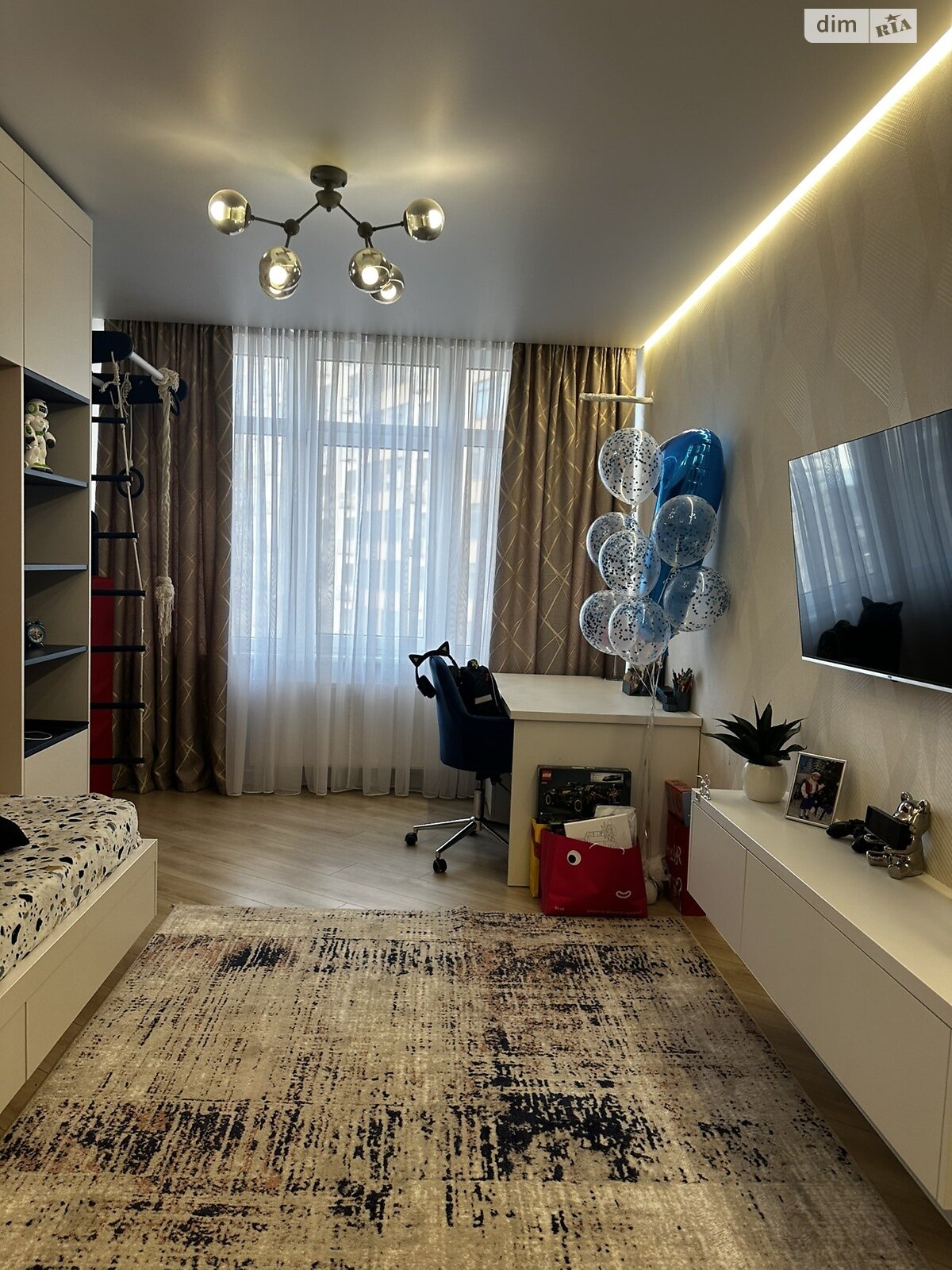 Продаж трикімнатної квартири в Крижанівка, на вул. Академіка Сахарова 3В, фото 1 Продаж трикімнатної квартири в Крижанівка, на вул. Академіка Сахарова 3В, фото 1